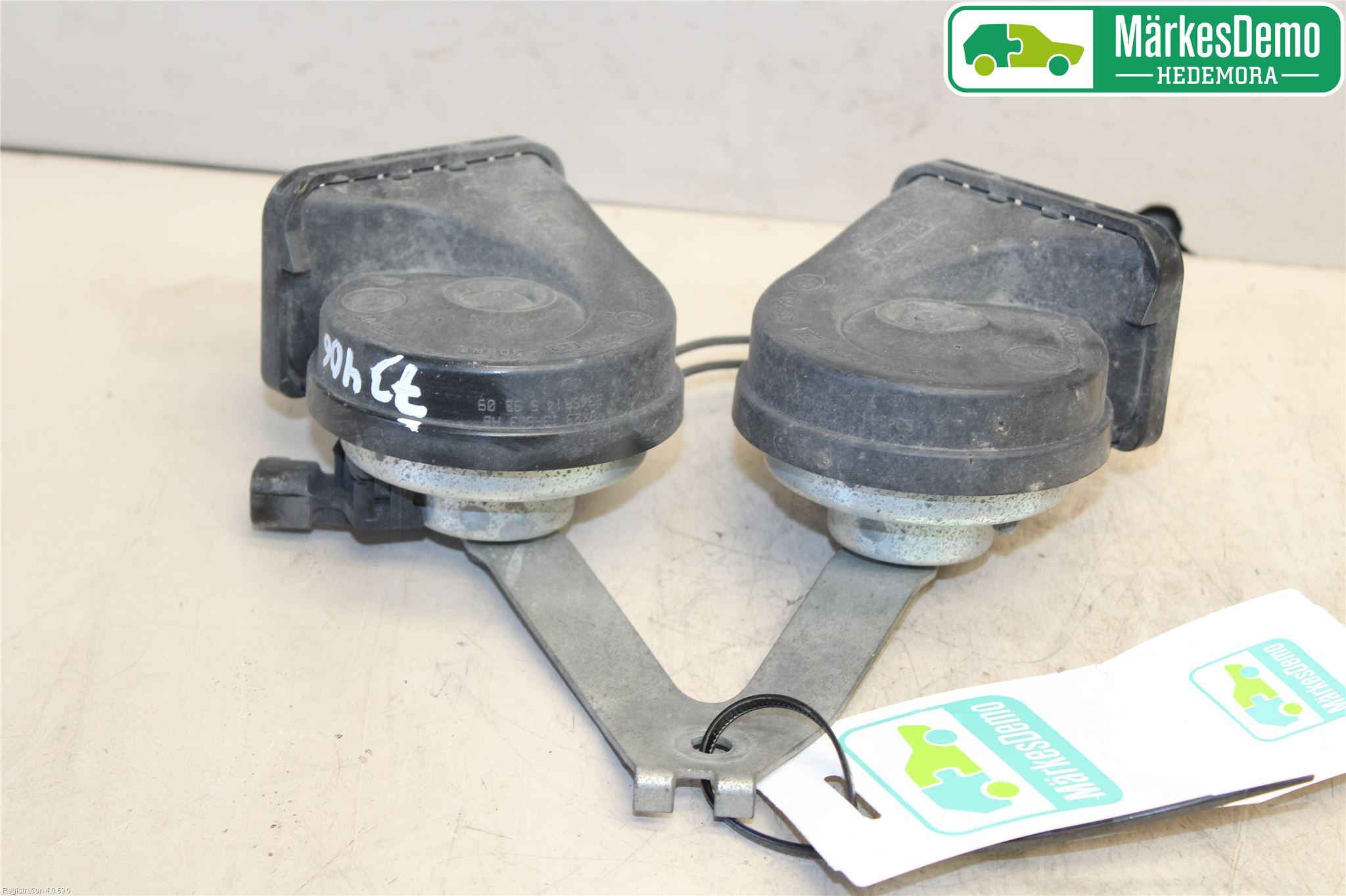 Jaguar XF 08-15 Signalhorn