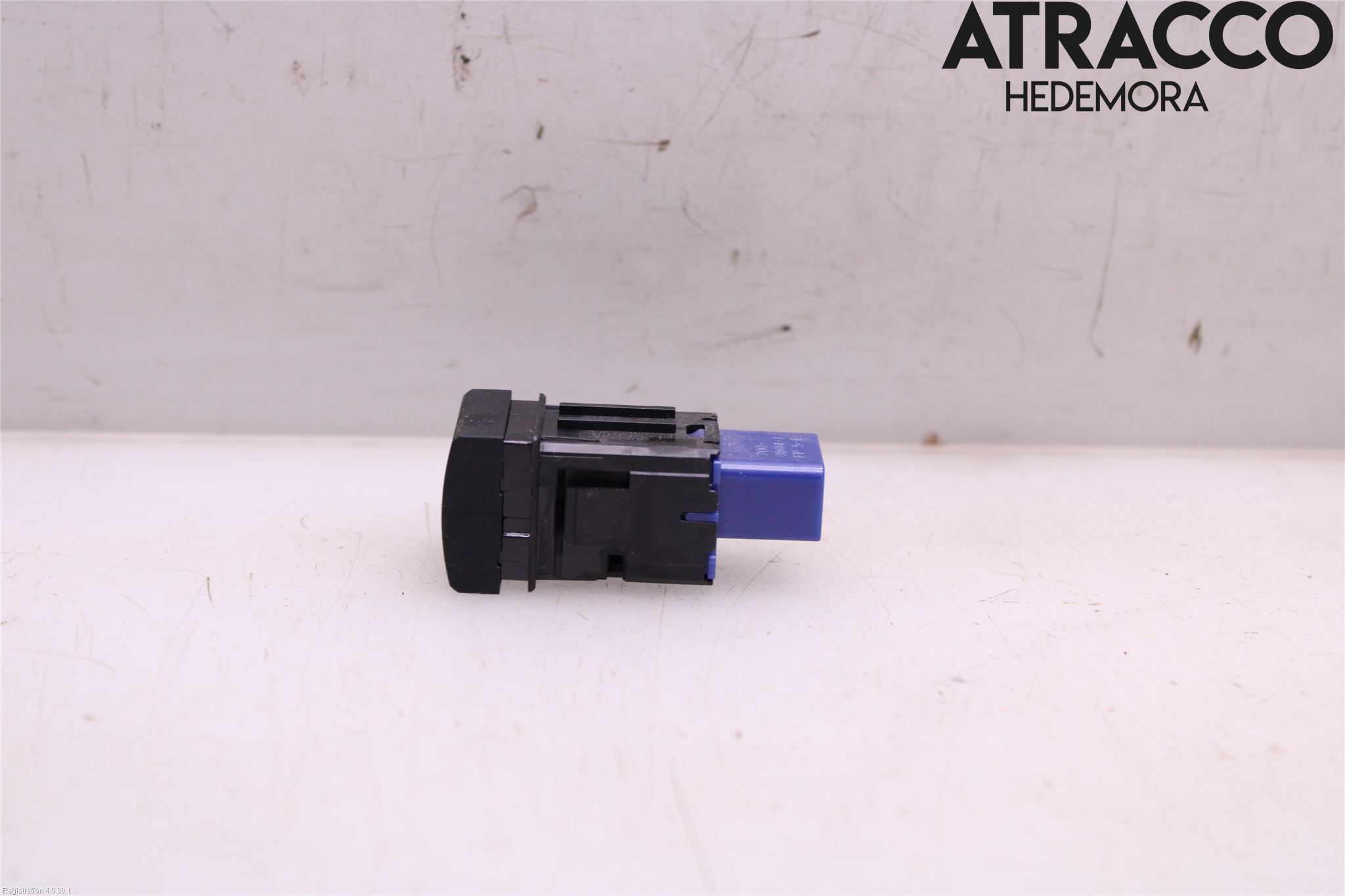 Toyota RAV4 19- Strömställare Tanklucka