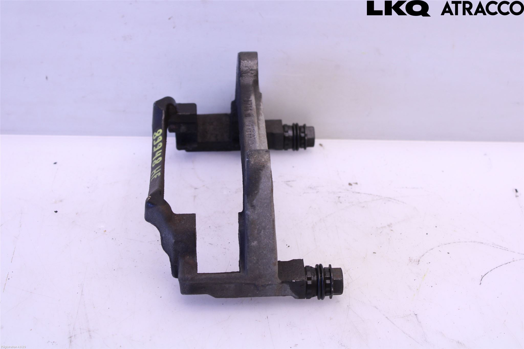 Skoda SUPERB 16-24 Bromsokshållare