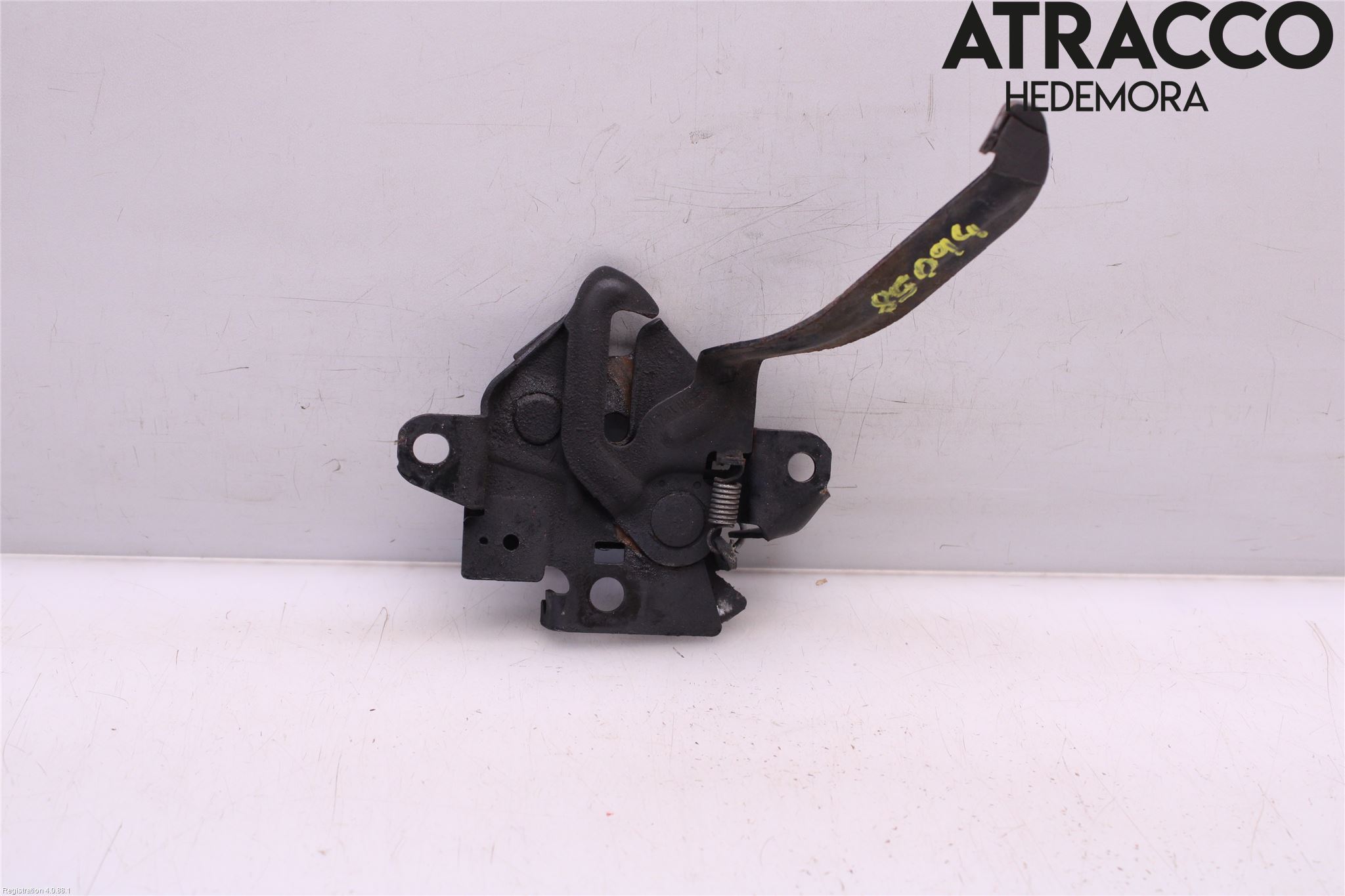 Toyota VERSO 09-18 Huvlås