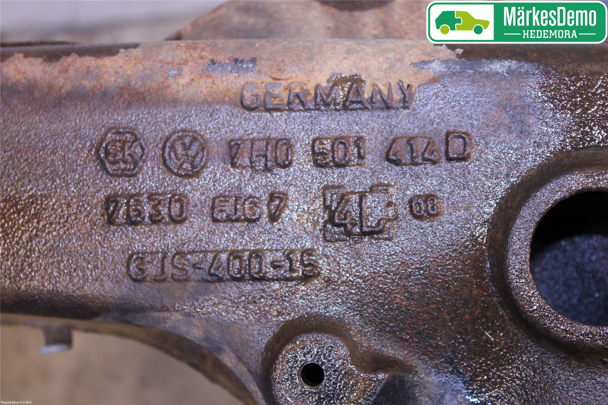 Volkswagen VW TRANSP/CARAVELLE (T5) 04-15 Bärarm Bak Höger