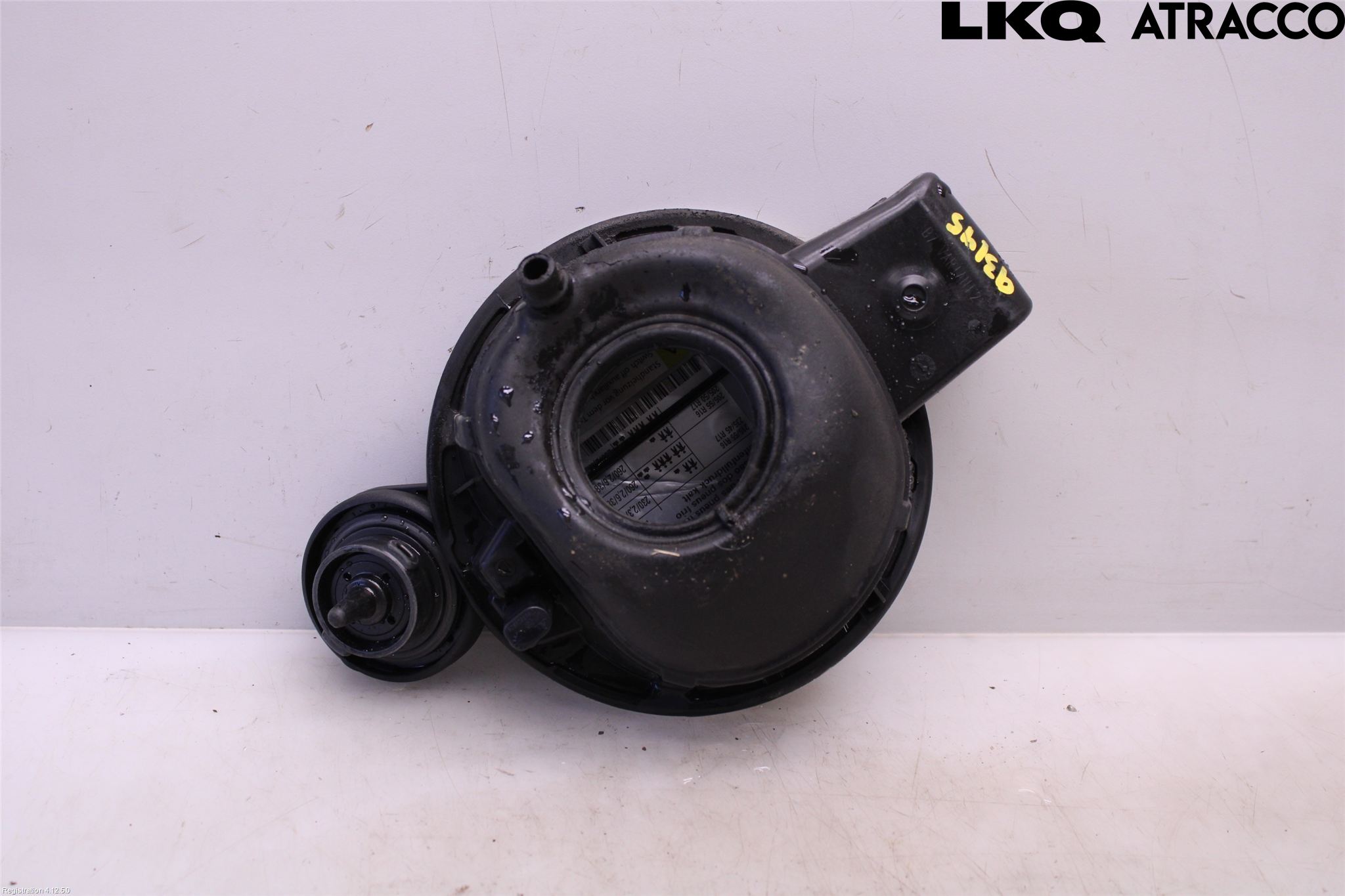 Volkswagen VW PASSAT 11-14 Tanklucka