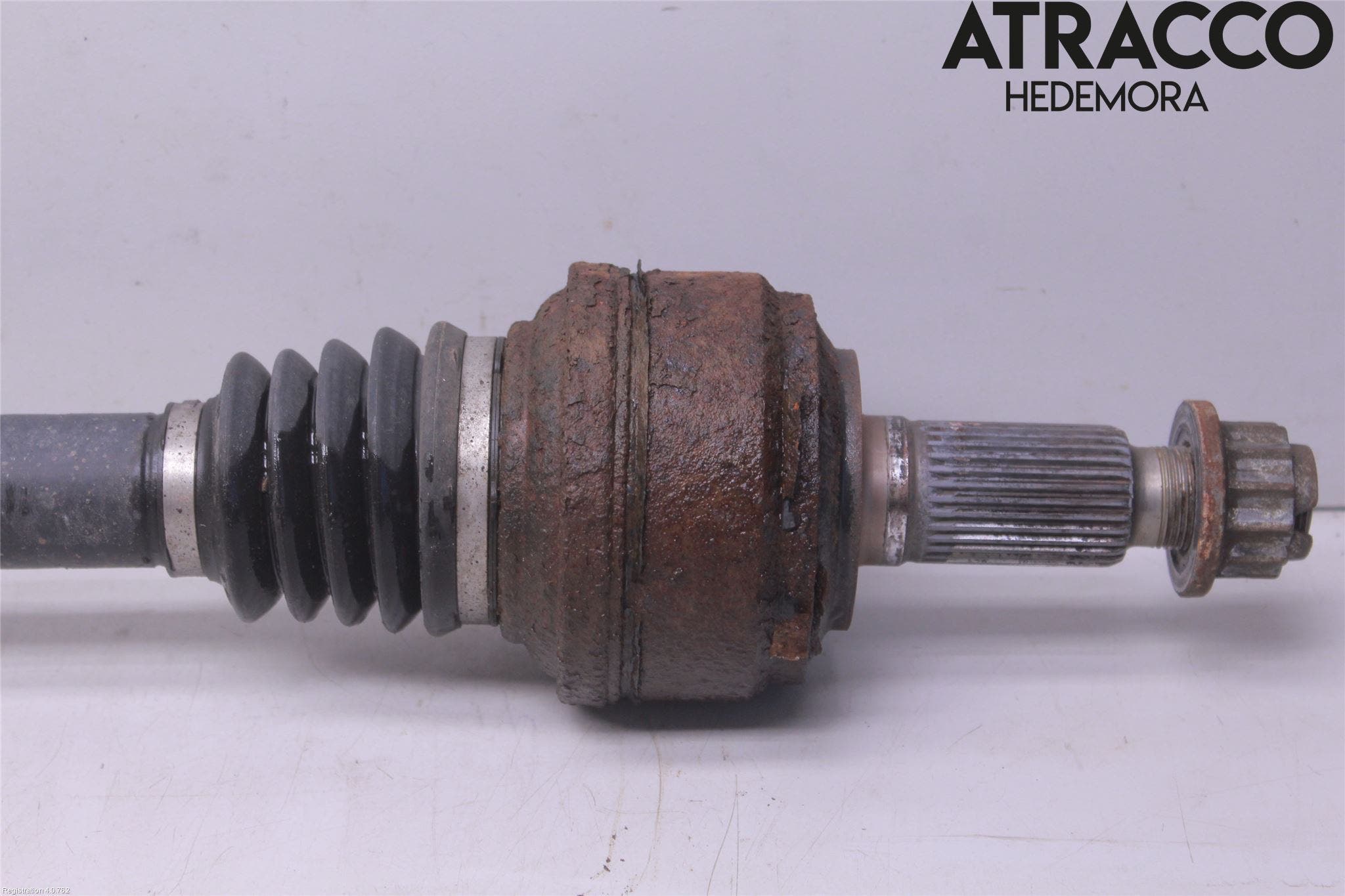 Audi Q7/SQ7 Drivaxel Bak Höger