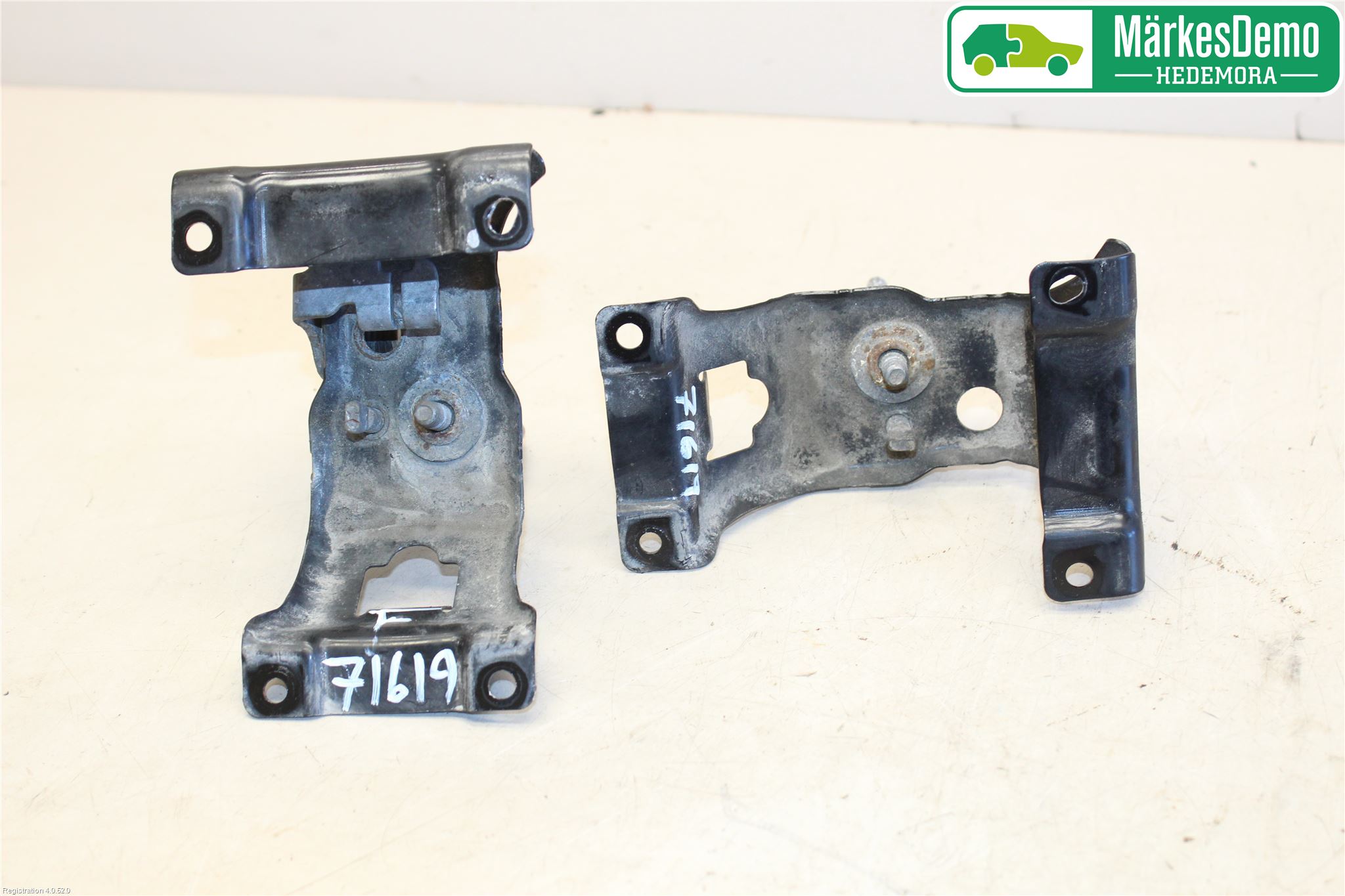 BMW X5 E70 07-13 Huv Spärr