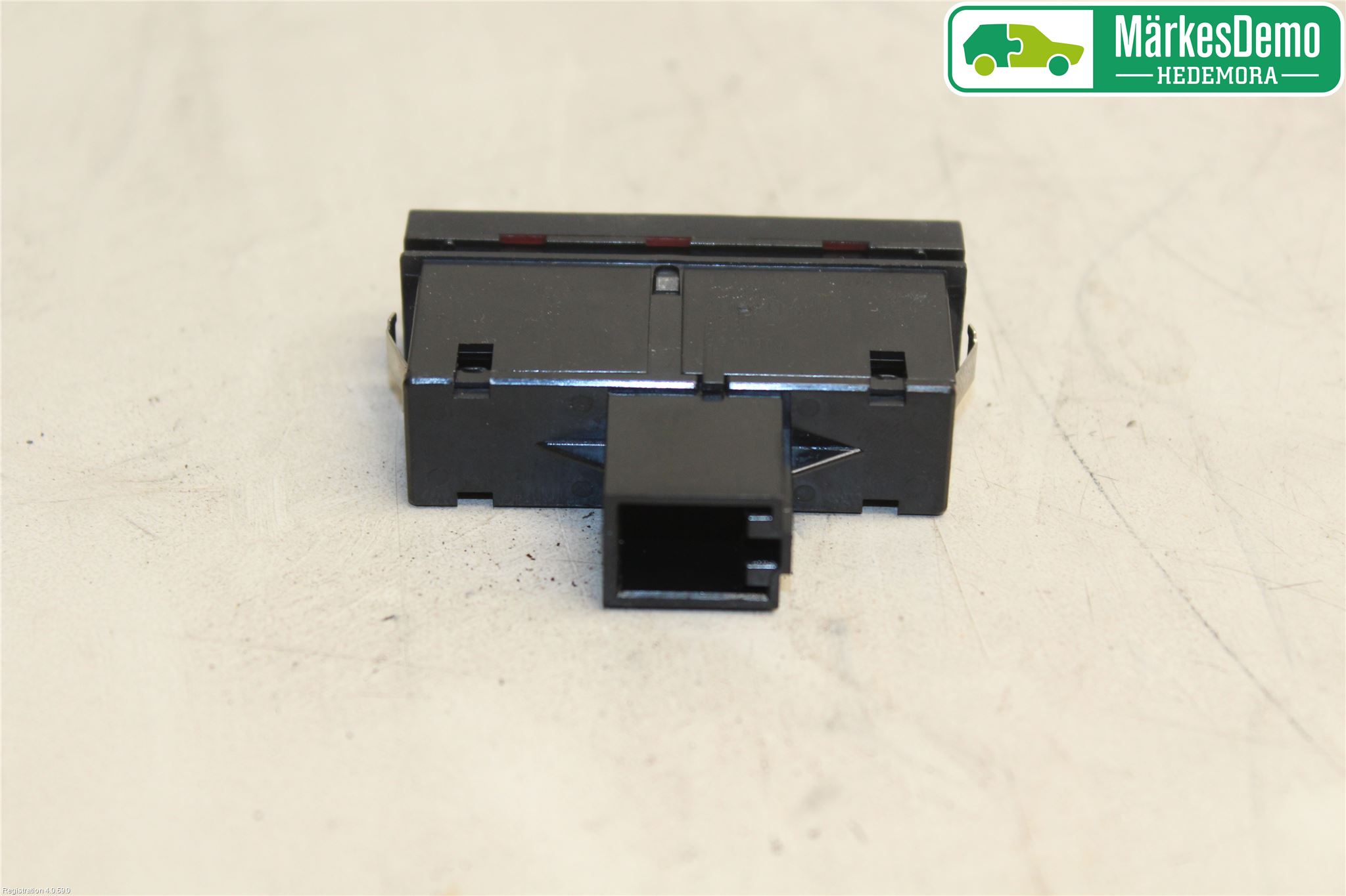 Audi A6/S6     05-11 Strömställare Varnings