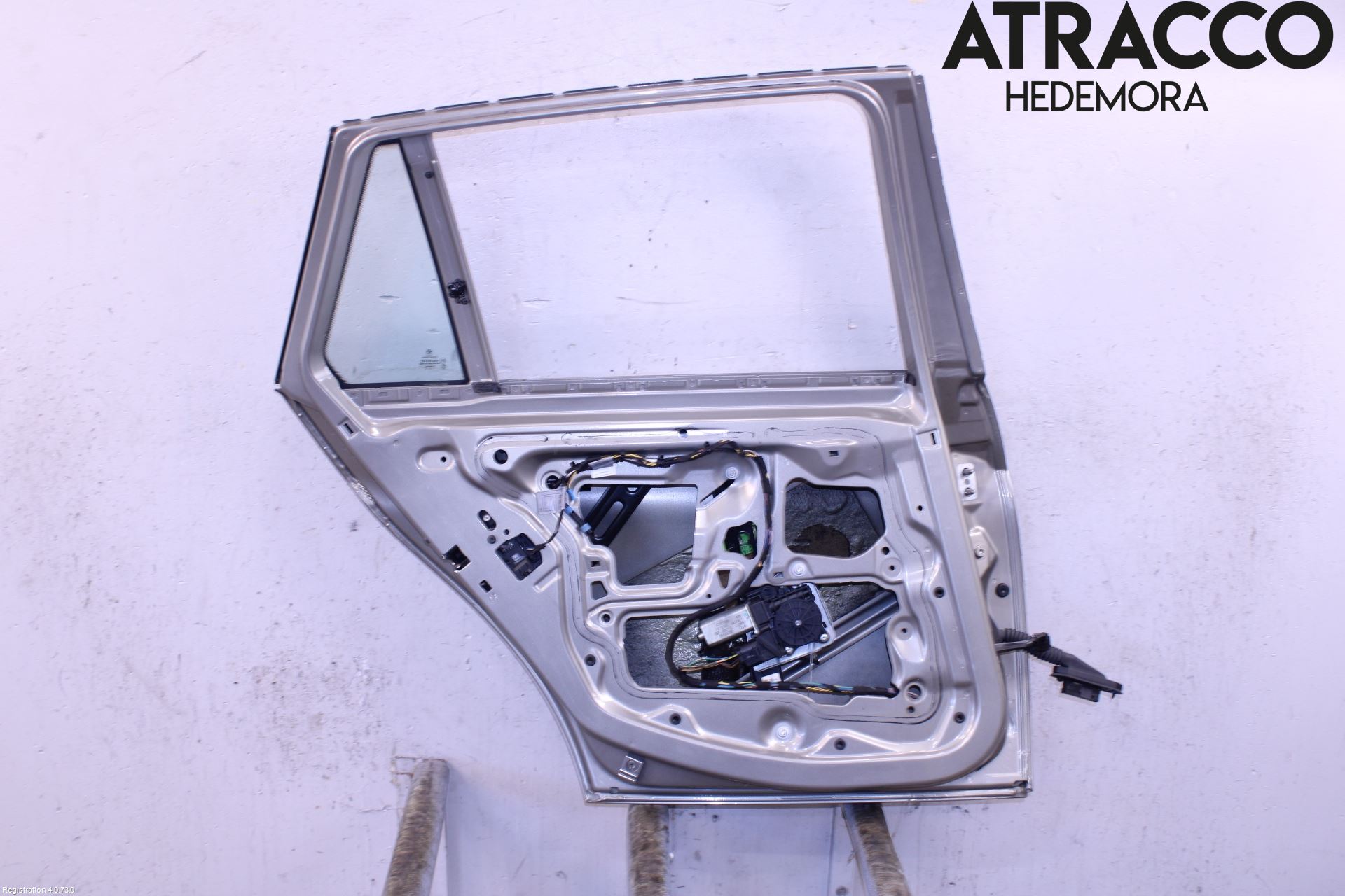 BMW 3 E90/91 SED/TOU 05-12 Dörr Bak Vänster