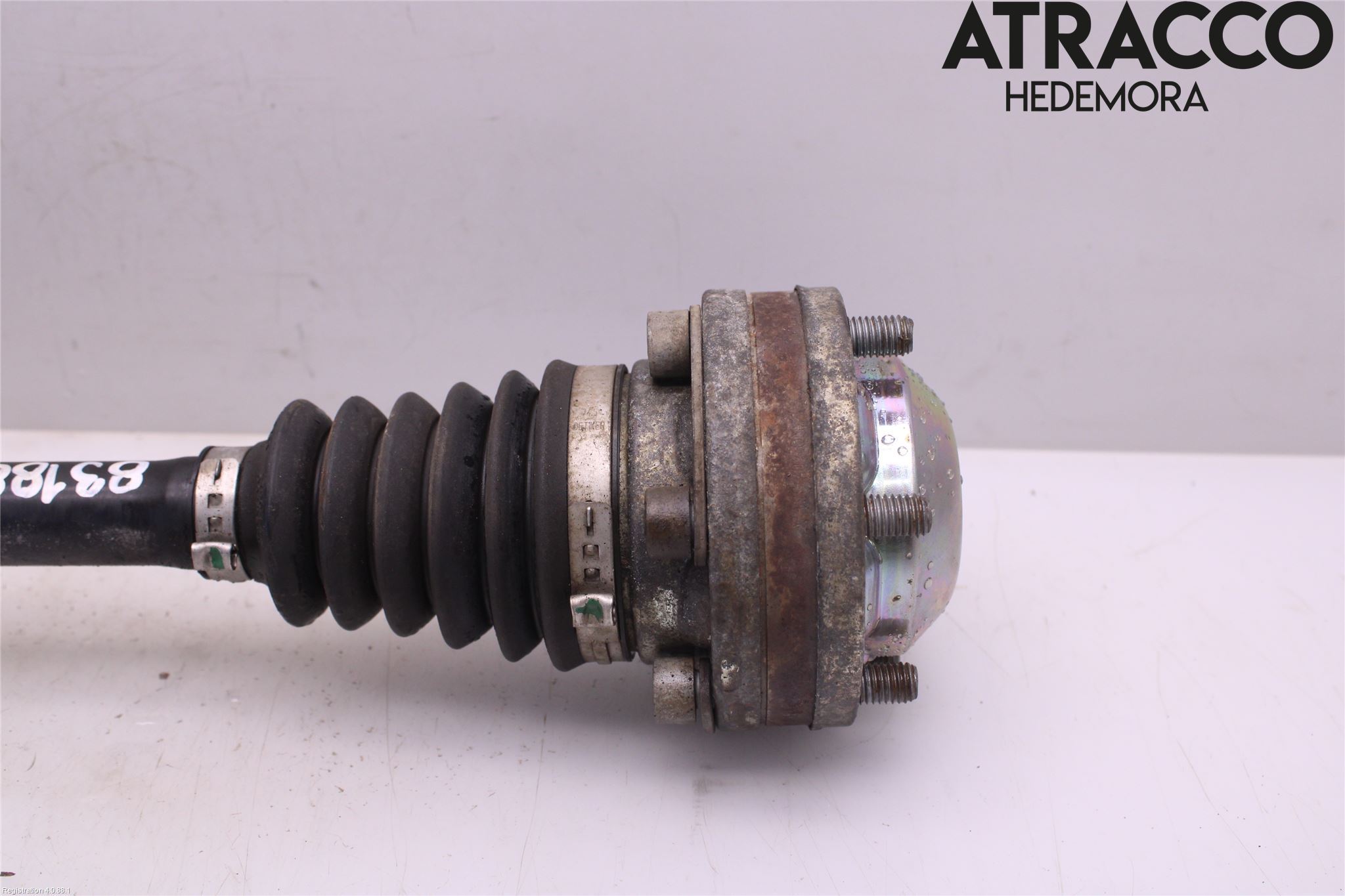 Volkswagen VW CADDY 16-20 Drivaxel Fram Vänster
