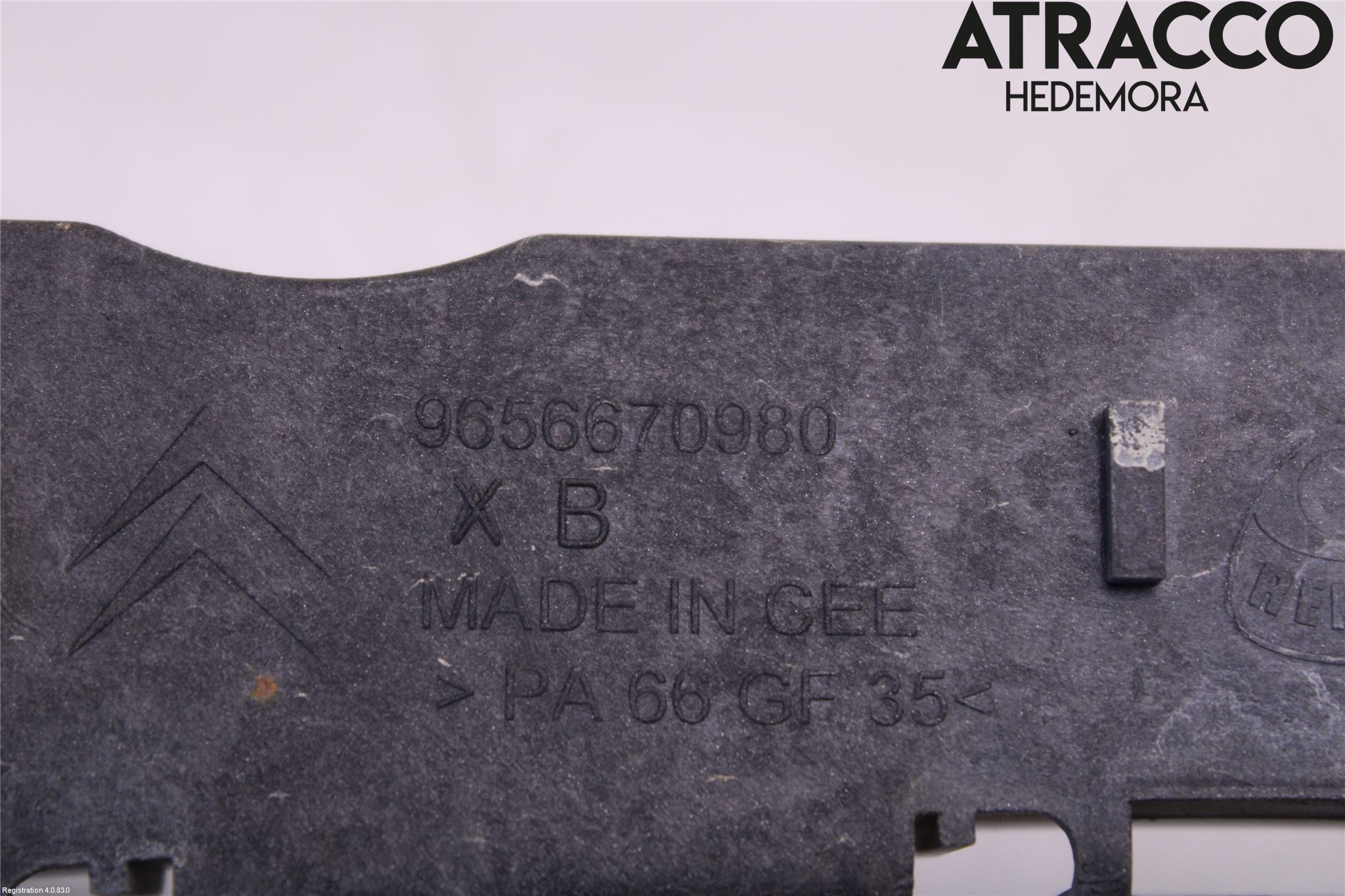 Citroen C4 GRAND PICASSO 07-13 Stötfångarfäste Fram Hö