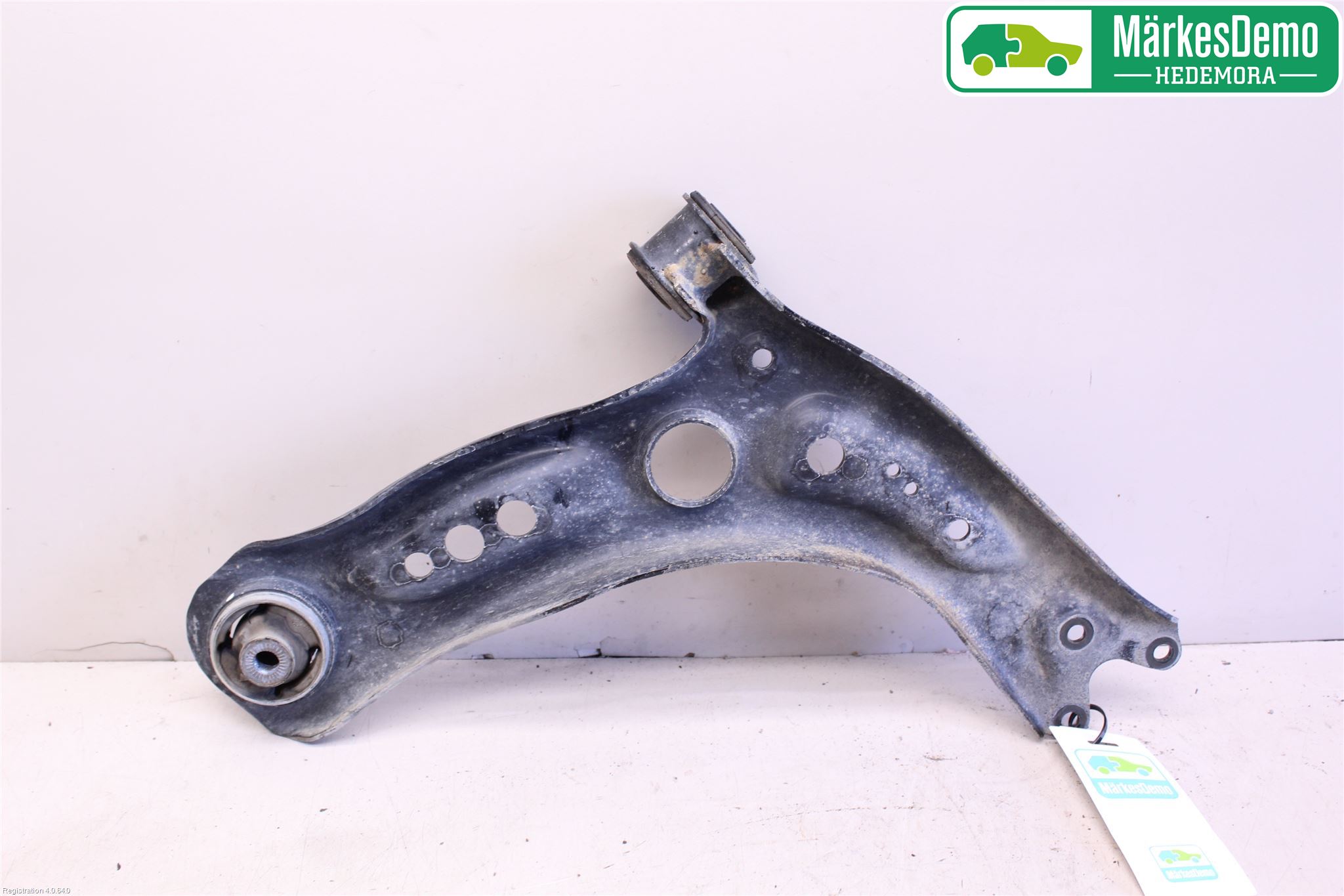 Skoda OCTAVIA (5E) 13-20 Bärarm Fram Undre Vä