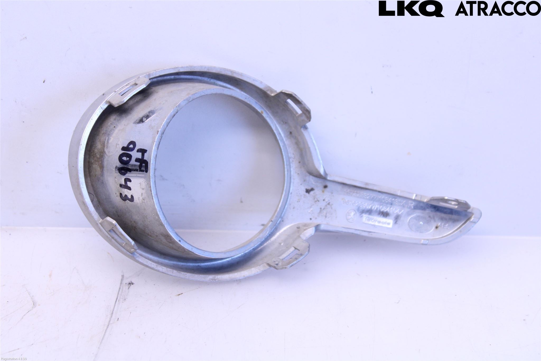 Peugeot 208 12-15 Dimljussarg Fram