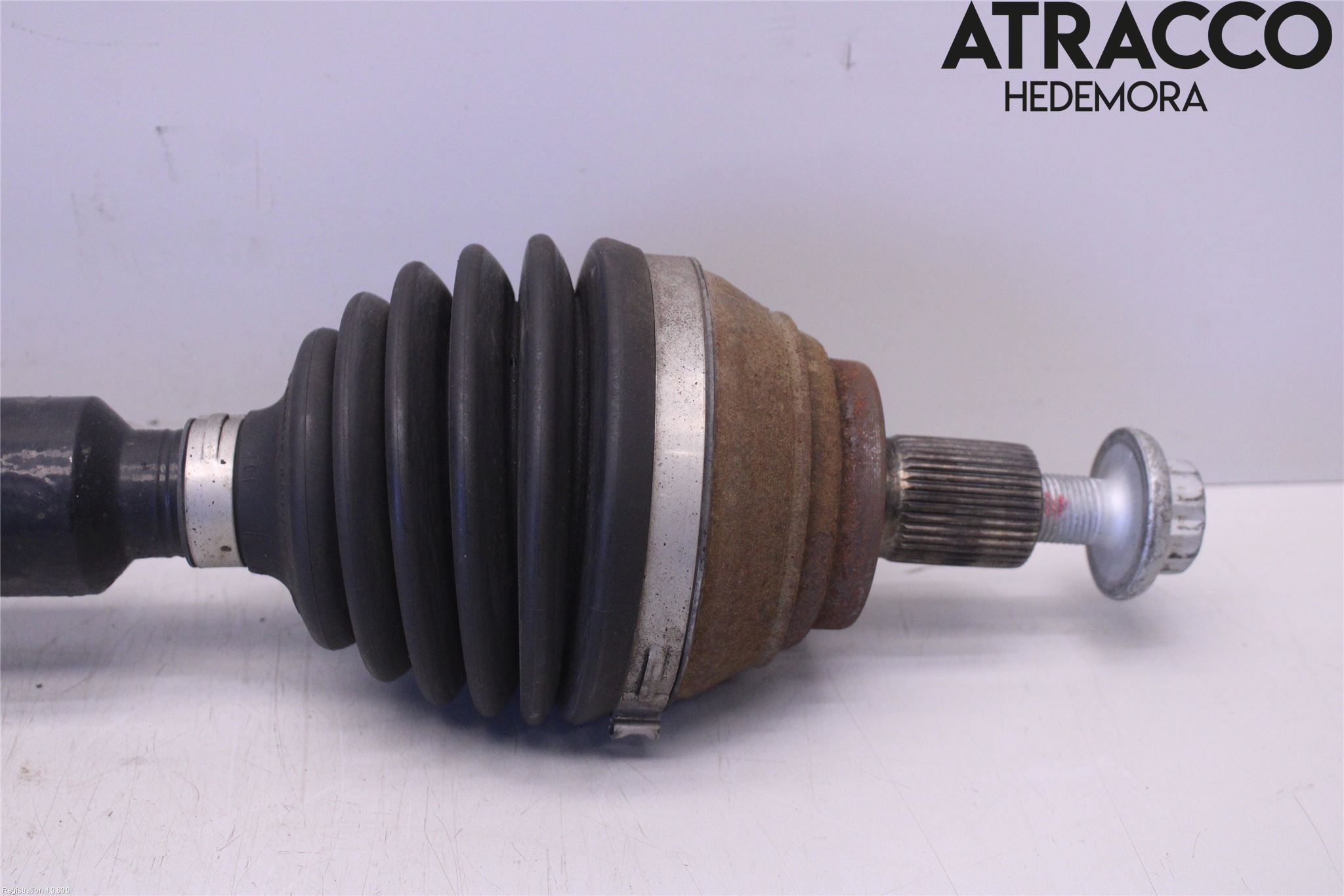 Volkswagen VW CADDY 16-20 Drivaxel Fram Höger