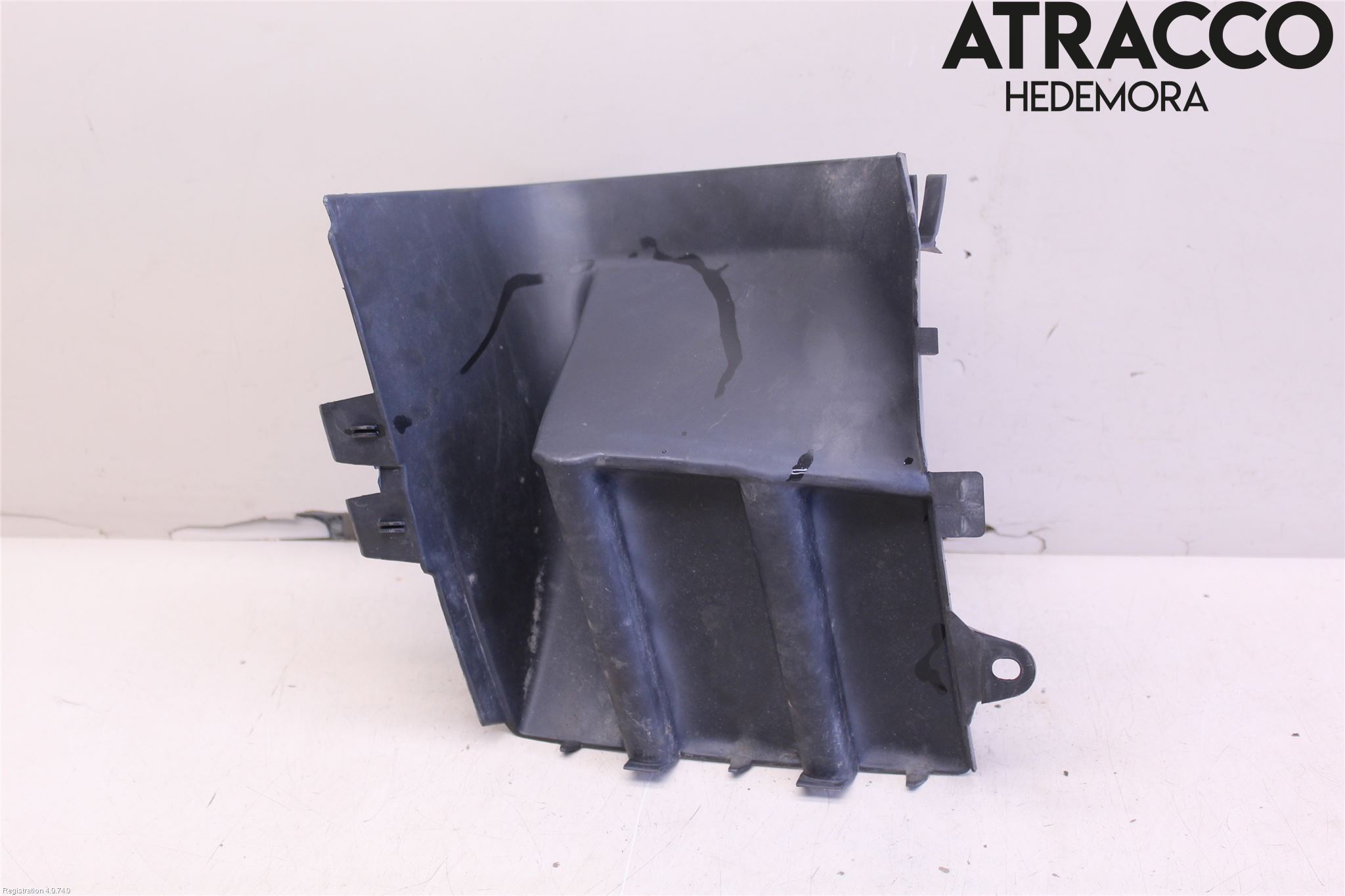 Porsche CAYENNE 03- Strålkastarsarg Vänster