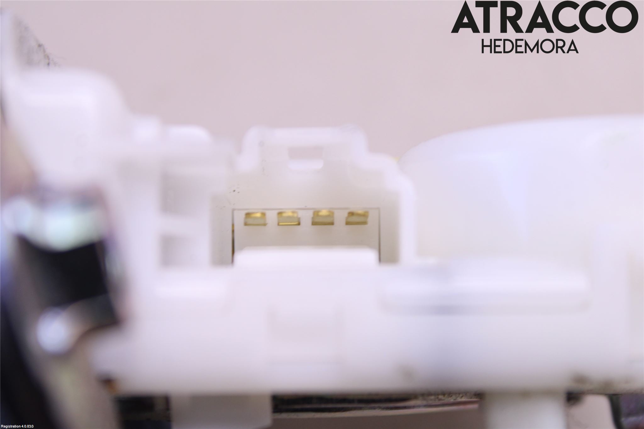 Subaru OUTBACK 10-15 Låskista Baklucka