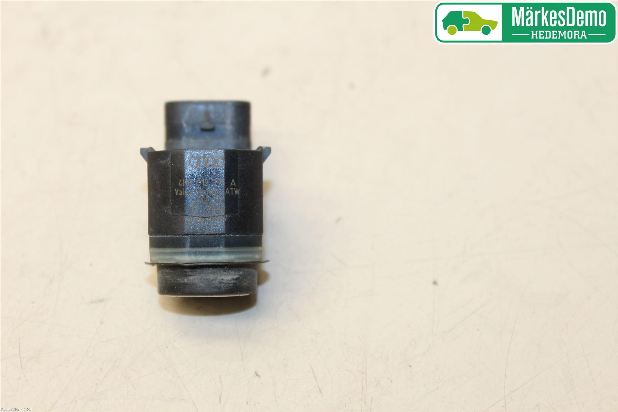 Skoda SUPERB 09-15 Parkeringshjälp Frontsensor