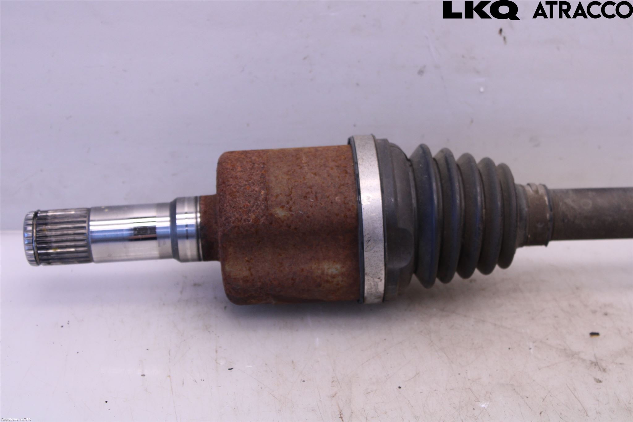 MG ZS EV 20- Drivaxel Fram Höger