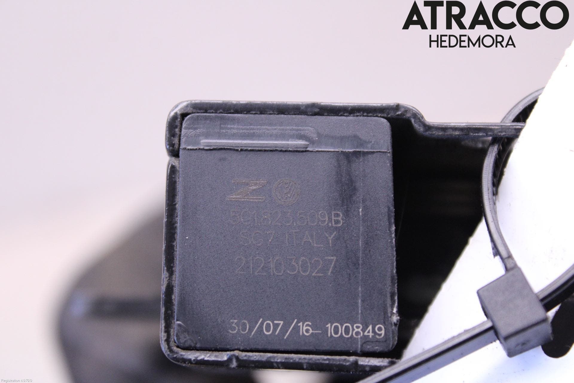 Volkswagen VW GOLF / E-GOLF VII 13-20 Huvlås