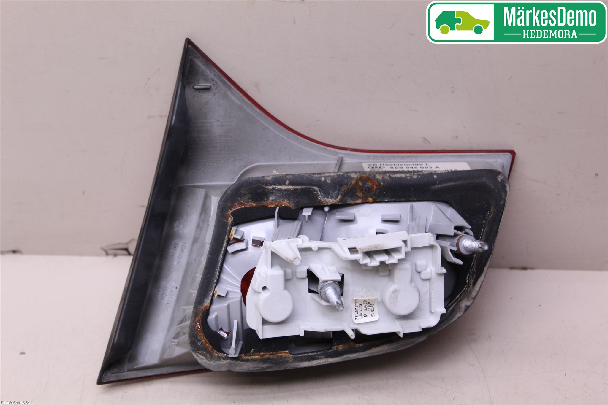 Audi A4/S4 05-07 Bakljus Lucka Vä