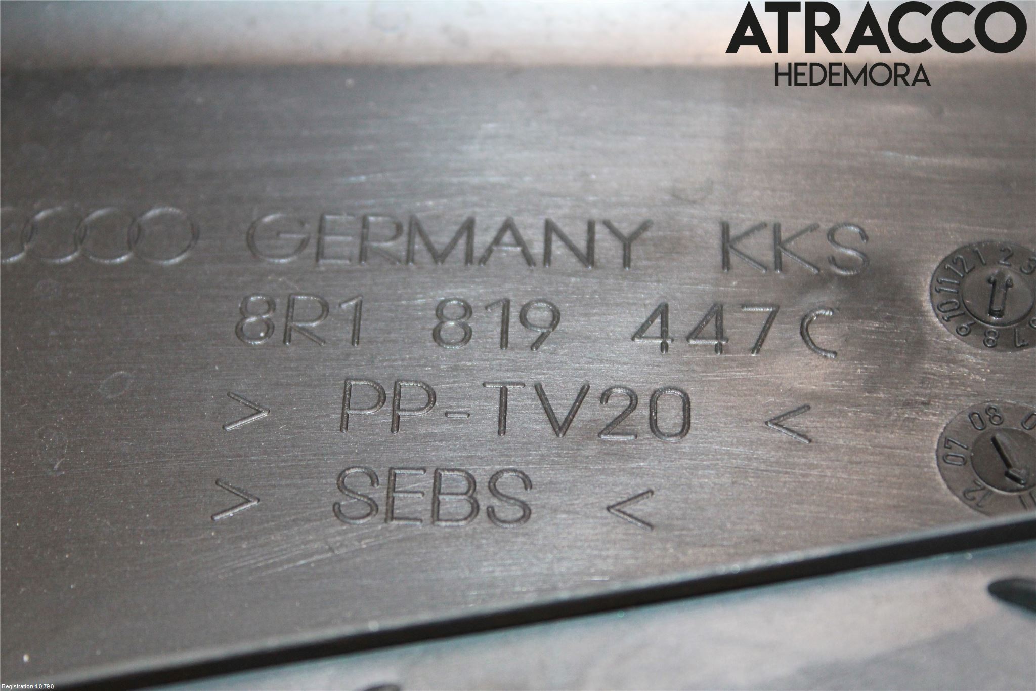 Audi Q5 09-16 Torpedplåt-Torpedplast