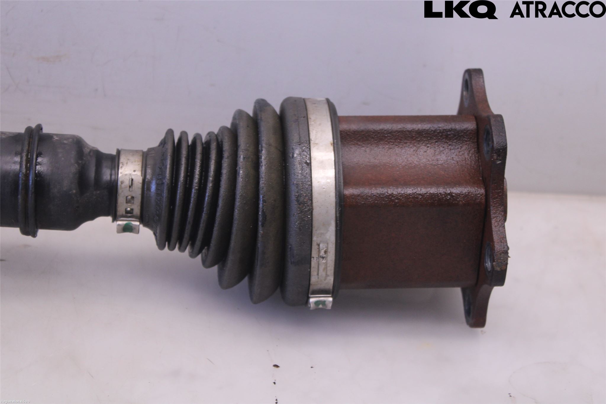 Volkswagen VW PASSAT 11-14 Drivaxel Fram Höger