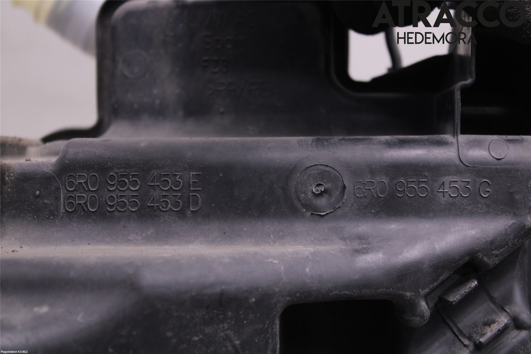 Audi A1/S1 11-18 Spolartank Vindruta-Strål