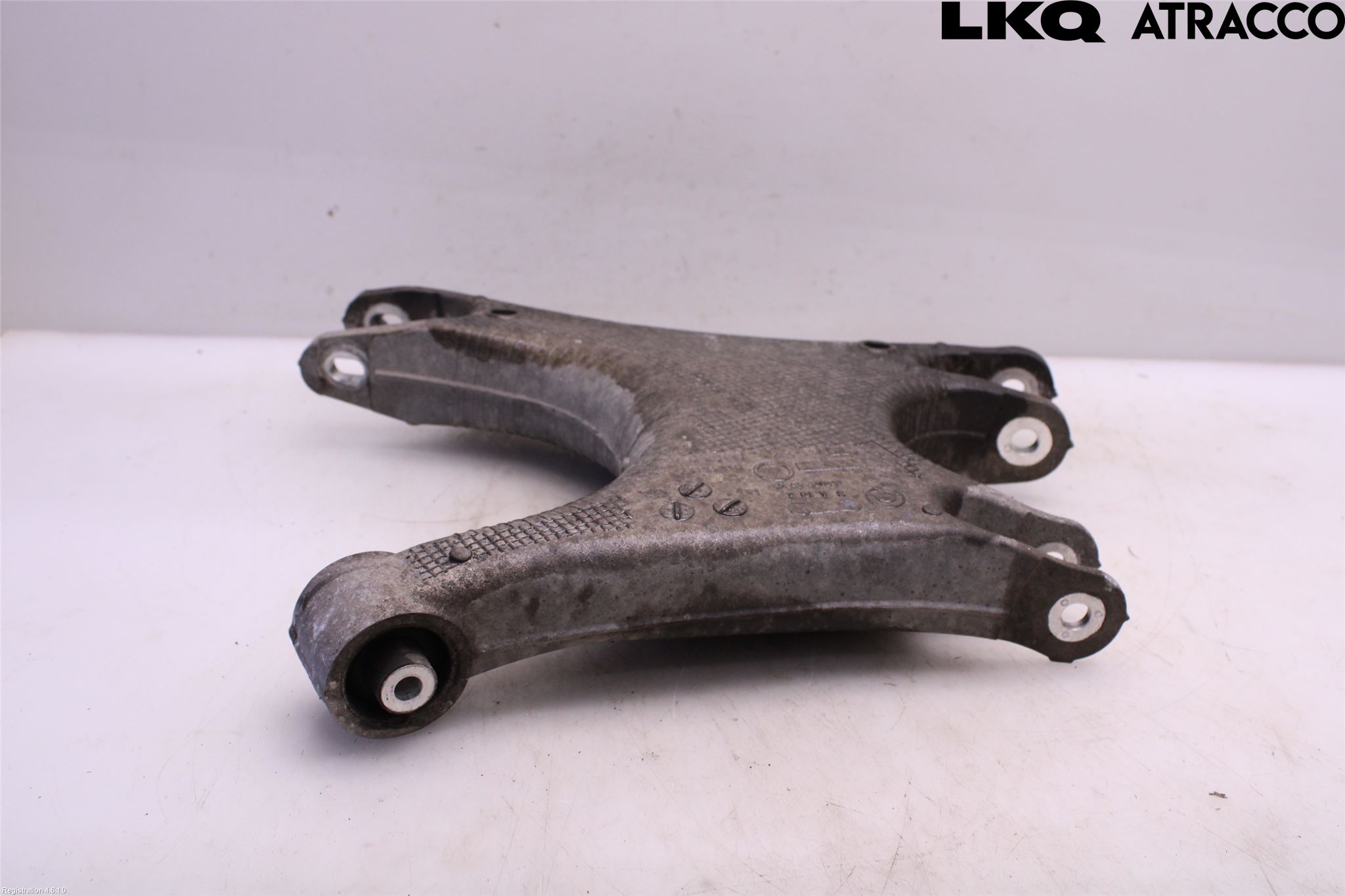 BMW 5 F10/F11/F18 09-17 Bärarm Bak Höger