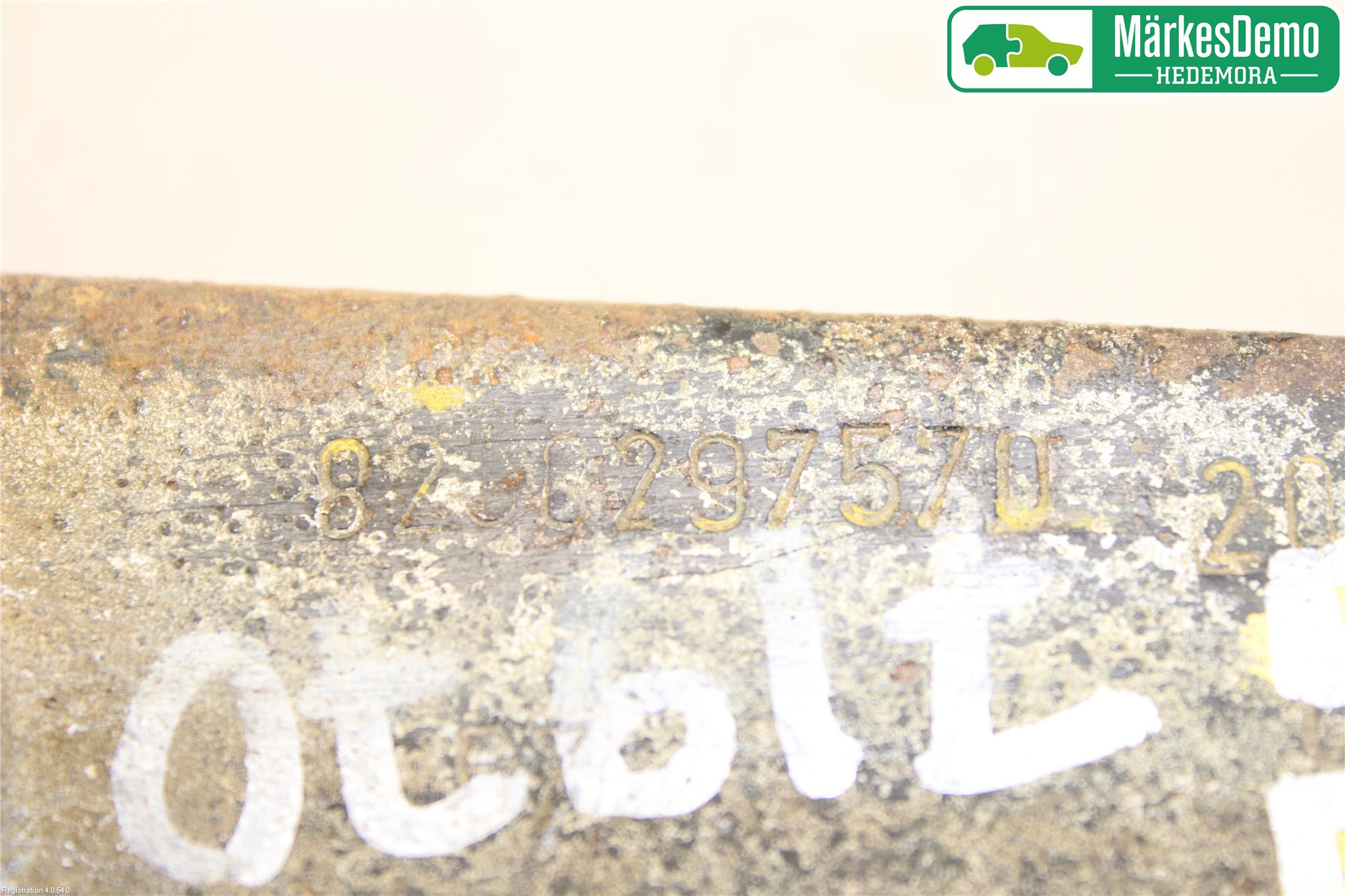 Renault MASTER III  04-10 Stötfångarbärjärn Fram