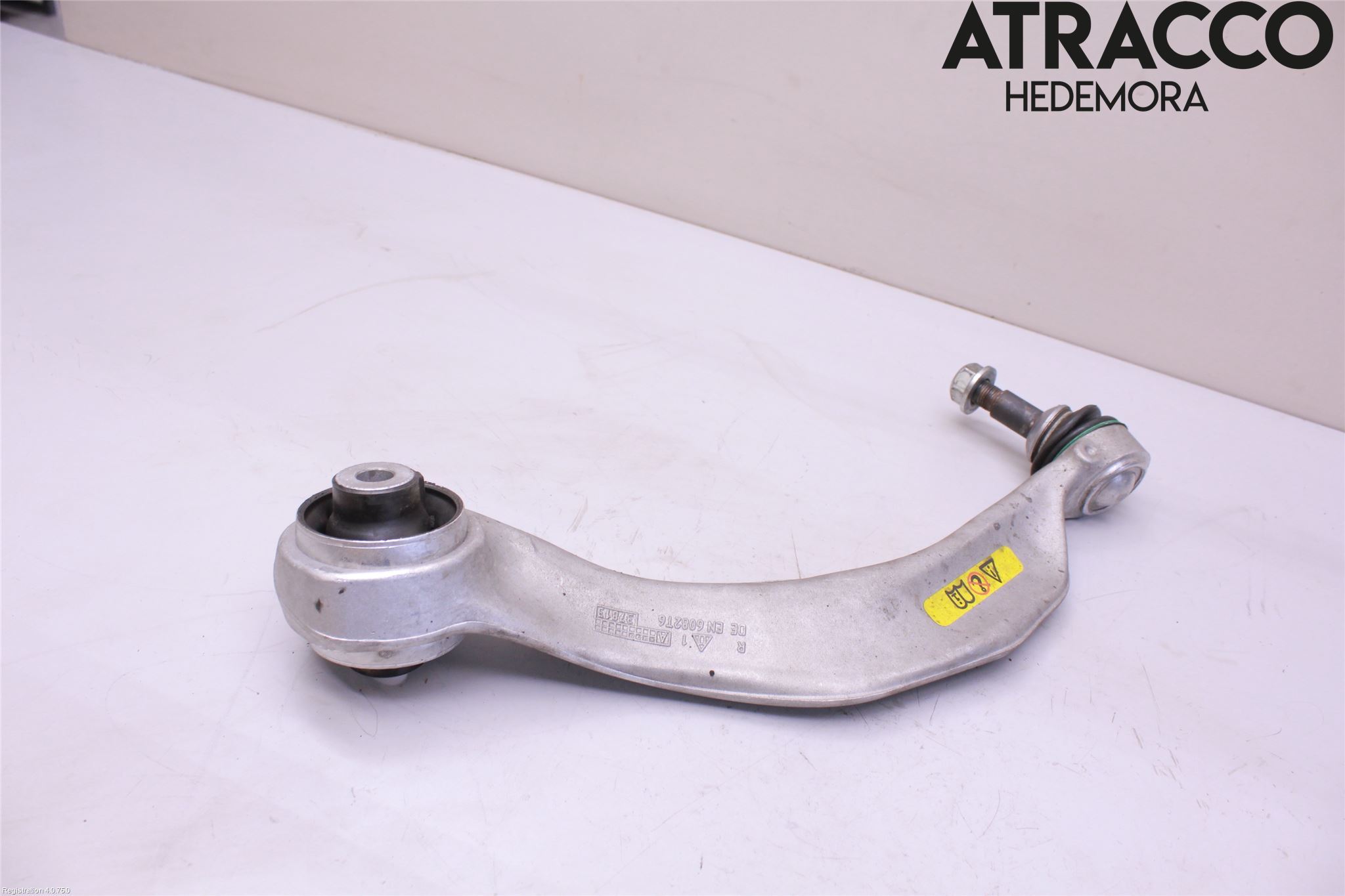 BMW 5 F10/F11/F18 09-17 Bärarm Fram Undre Hö