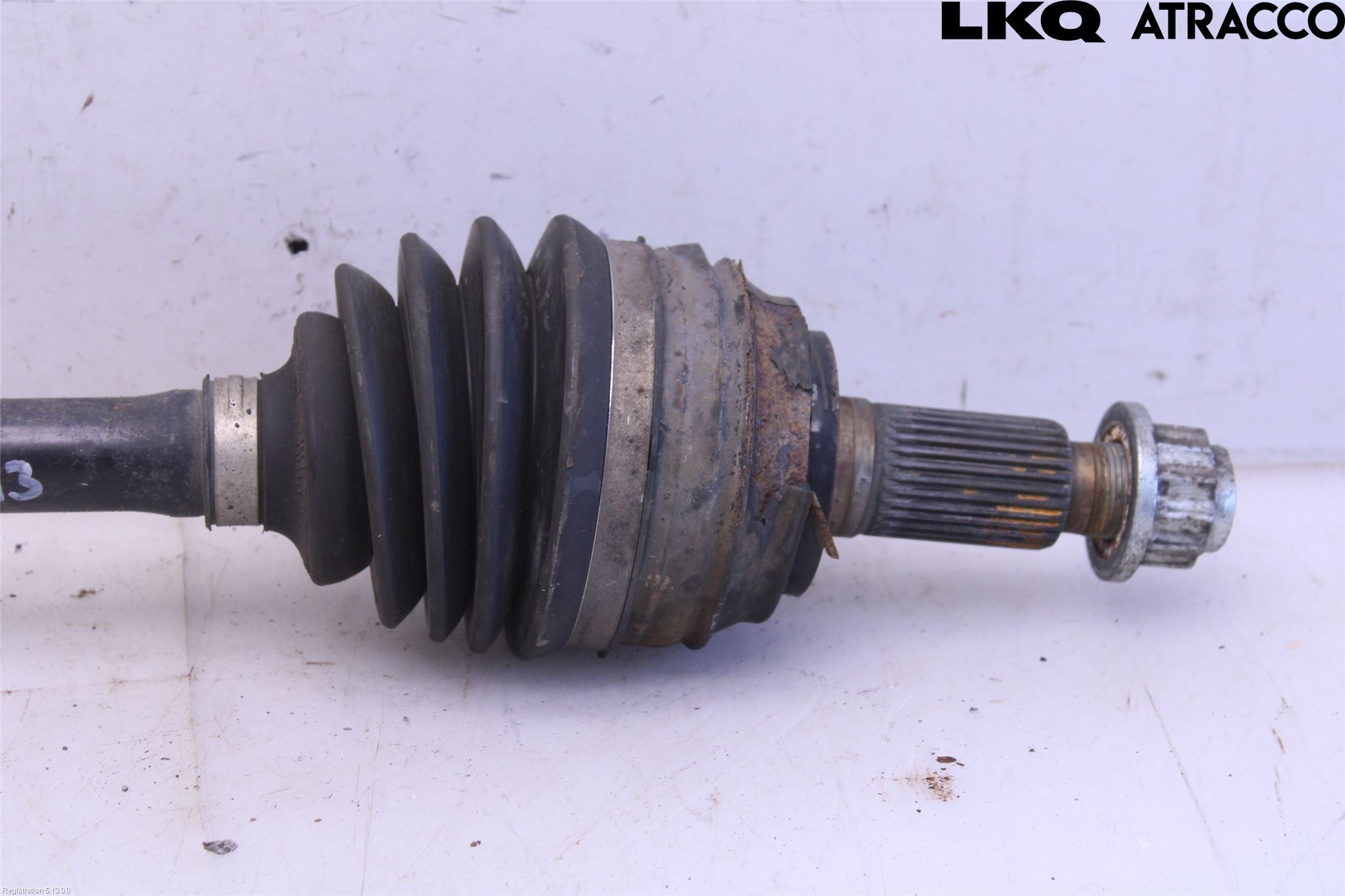 Volkswagen VW TOUAREG 7P 11-18 Drivaxel Fram Höger