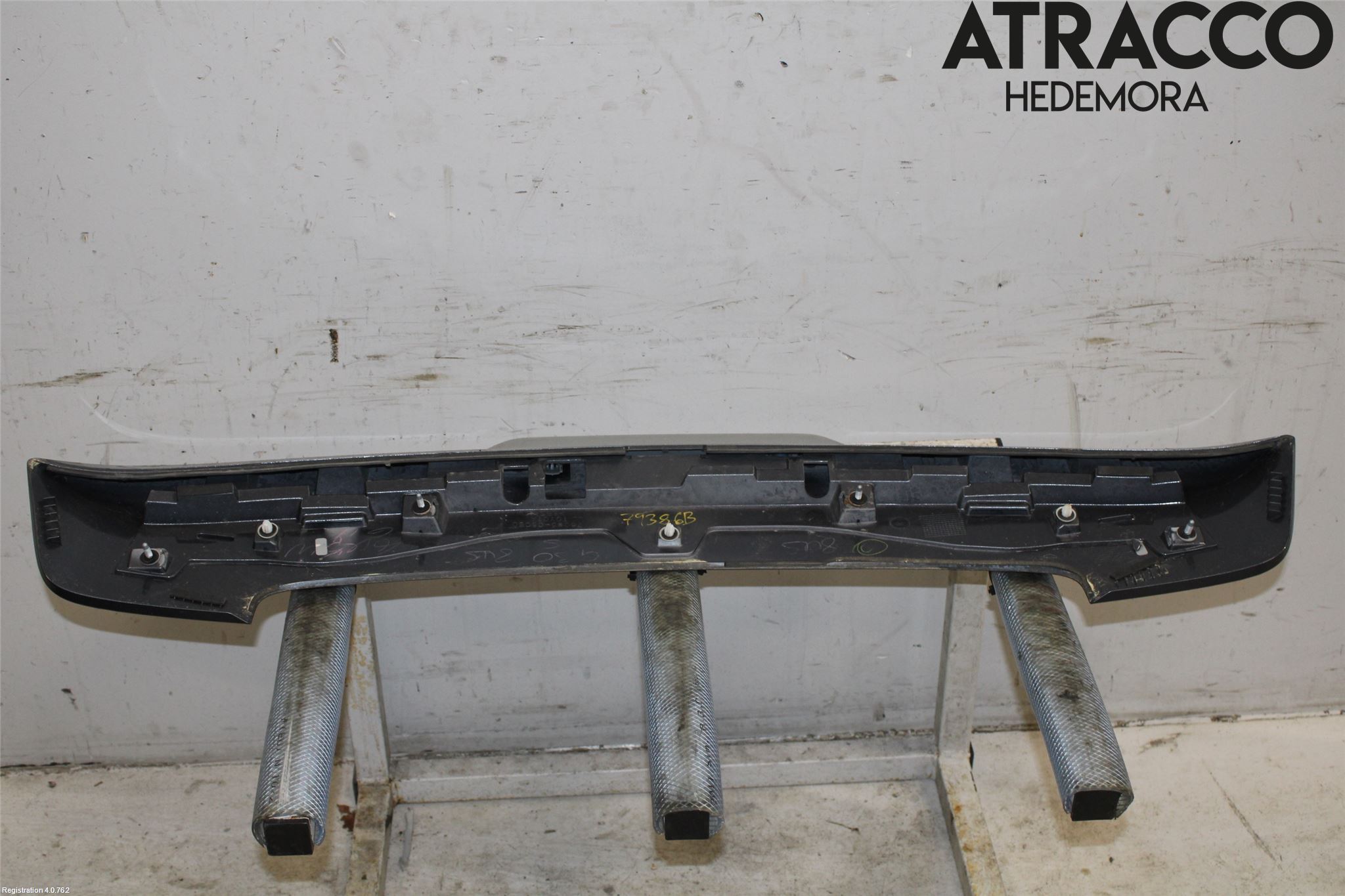 Toyota AVENSIS 09-15 Spoiler Baklucka