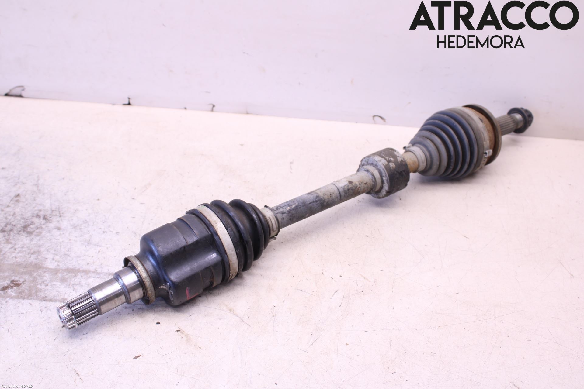 Toyota AVENSIS 09-15 Drivaxel Fram Vänster