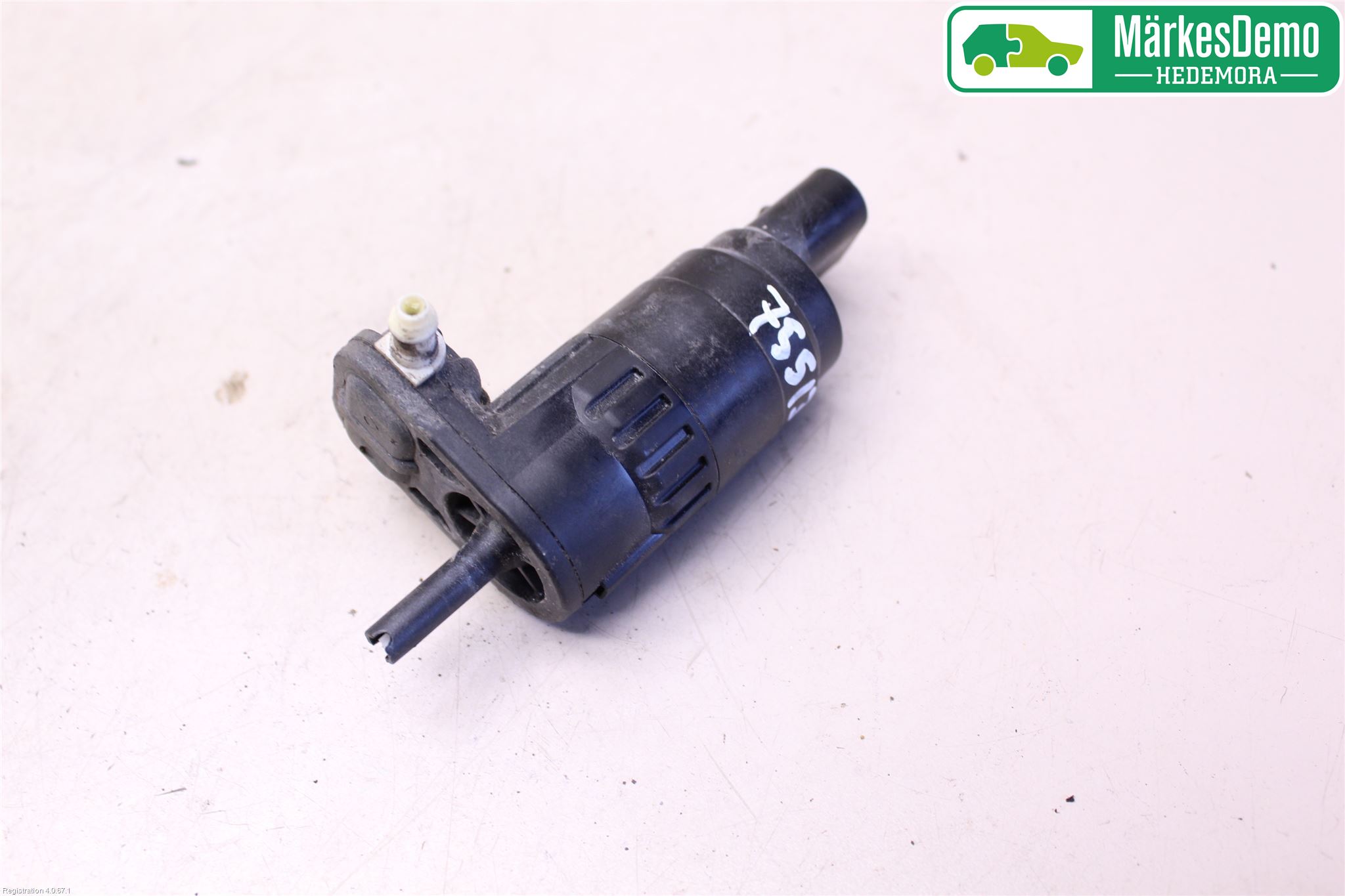 Volkswagen VW POLO 10-17 Spolarpump Vindruta