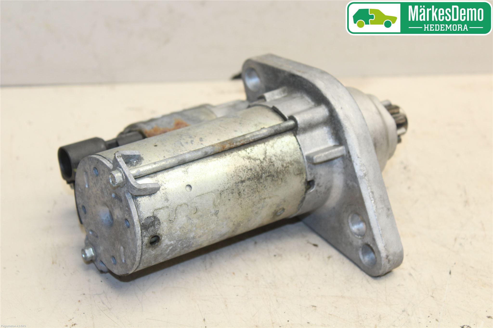 Volkswagen VW GOLF VI 09-13 Startmotor