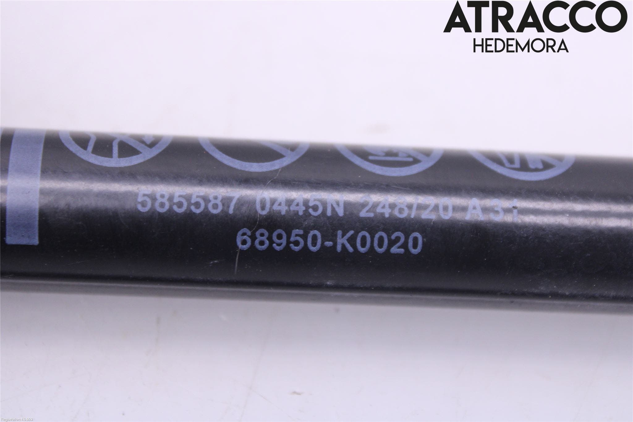 Toyota YARIS XP21 20- Gasfjäder Baklucka