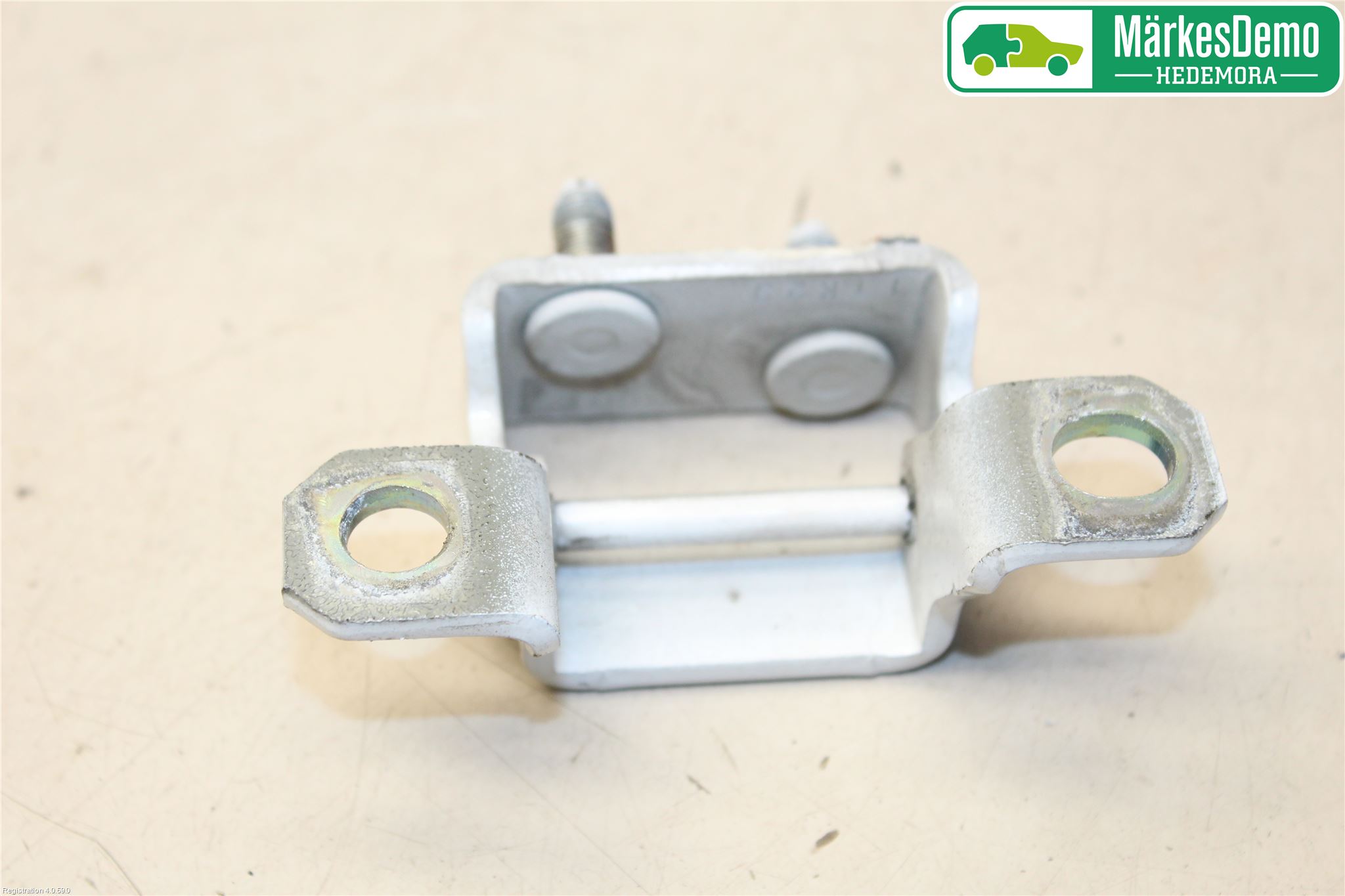 Chevrolet CAPTIVA Bakluckegångjärn Hö