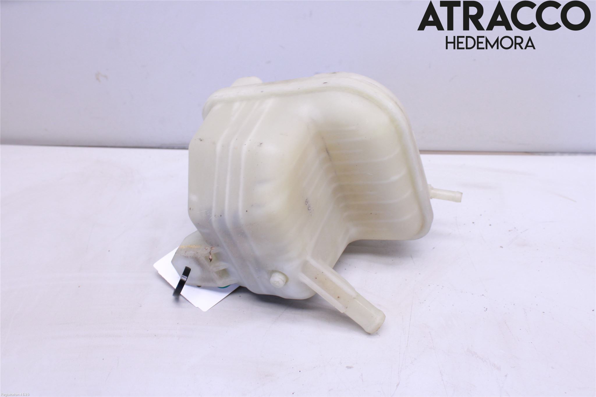 Nissan QASHQAI+2  08-10 Expansionstank