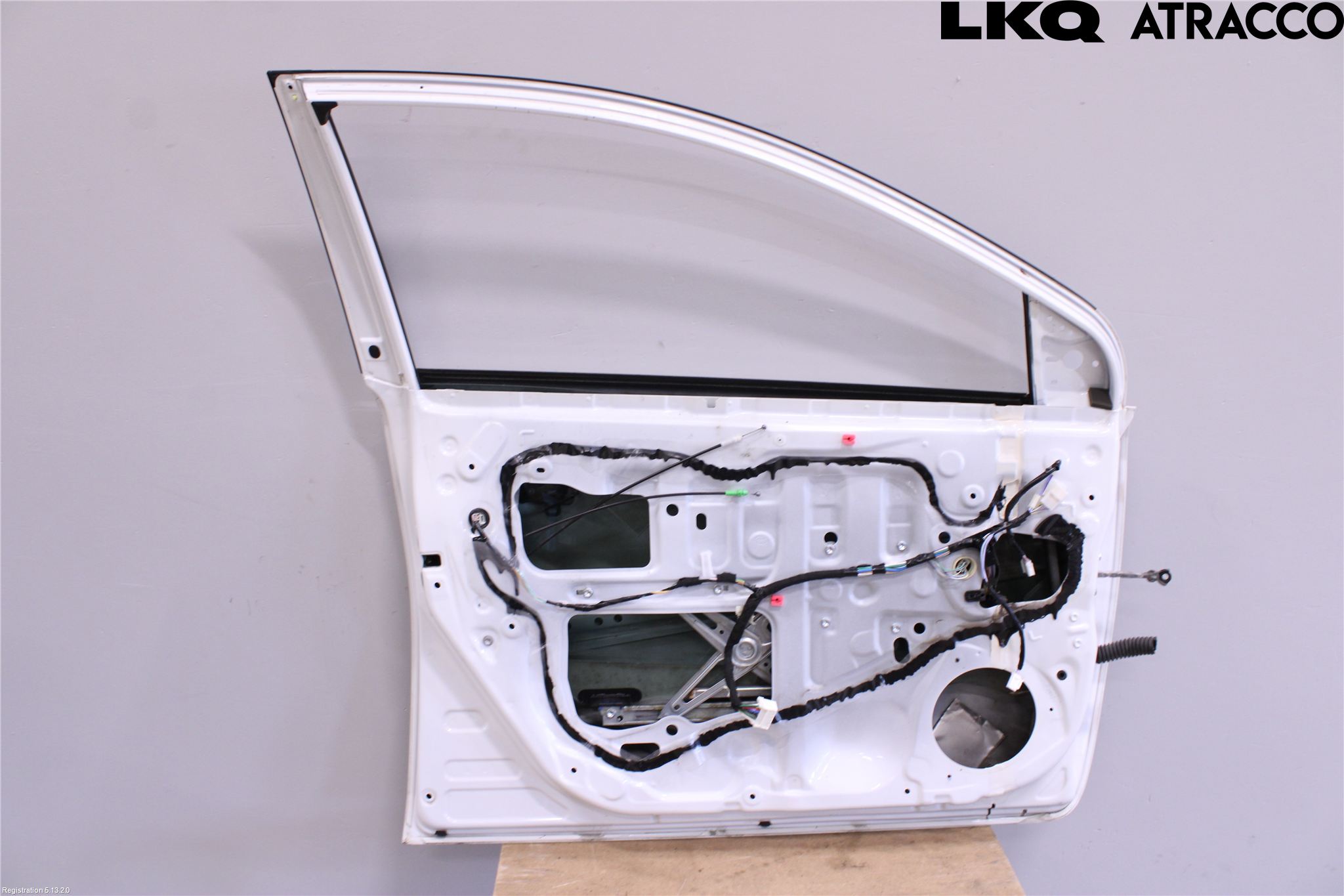 Toyota AURIS 13-19 Dörr Fram Vänster