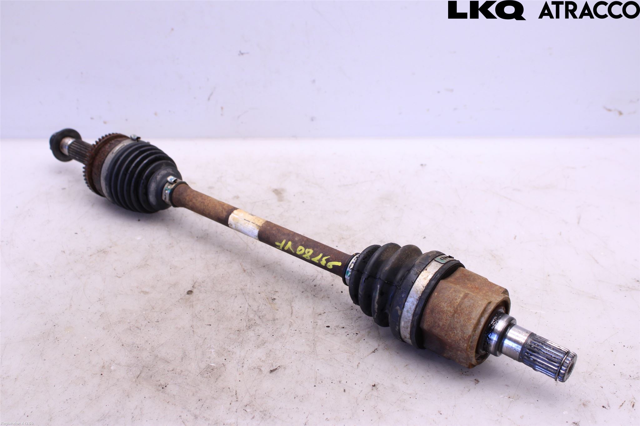 Hyundai i10 LA 20- Drivaxel Fram Vänster