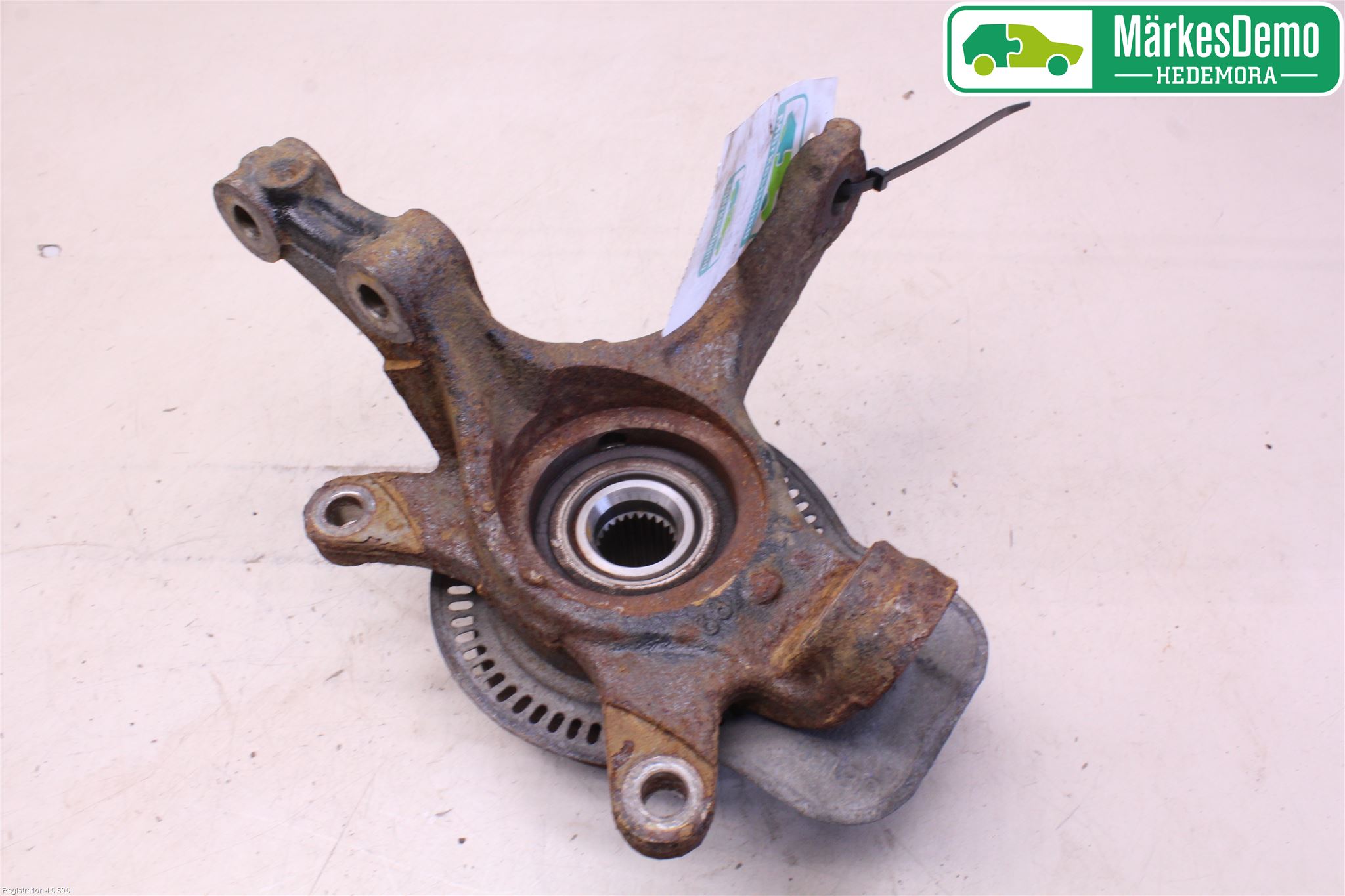 Suzuki SWIFT 11-16 Styrspindel Lagerhus Hö