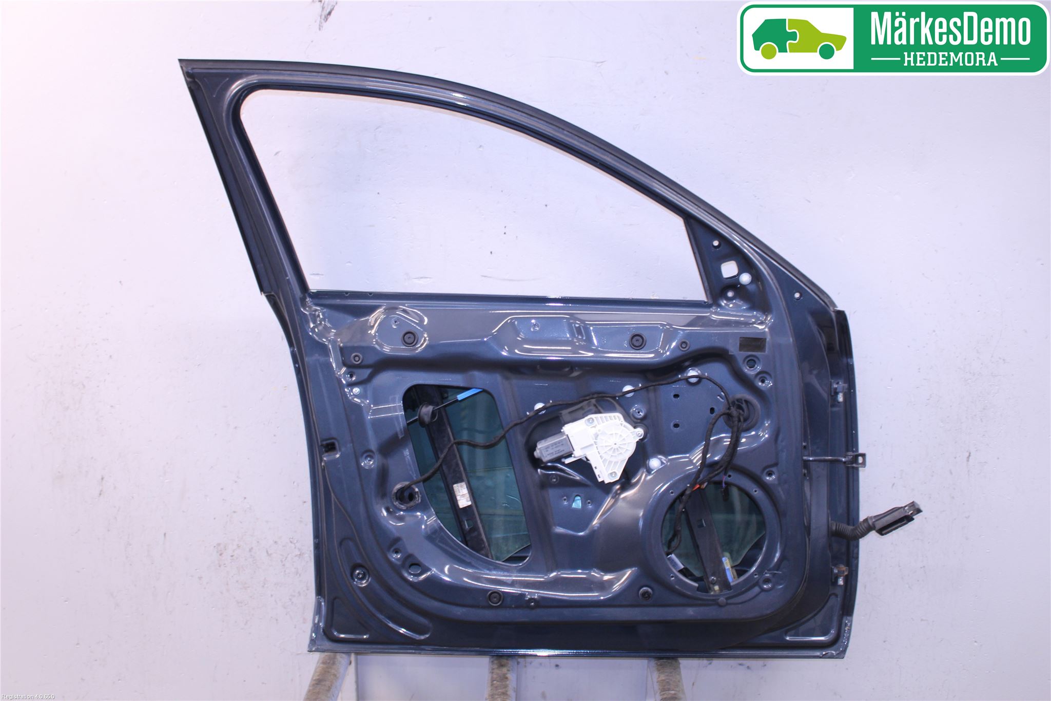 Audi A4/S4 08-11 Dörr Fram Vänster