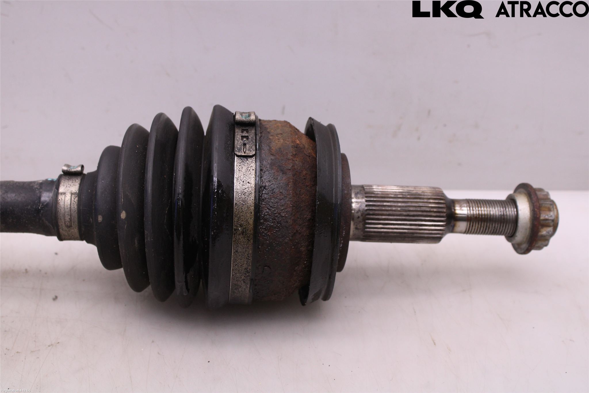 Volkswagen VW TRANSP/CARAVELLE (T5) 04-15 Drivaxel Fram Vänster