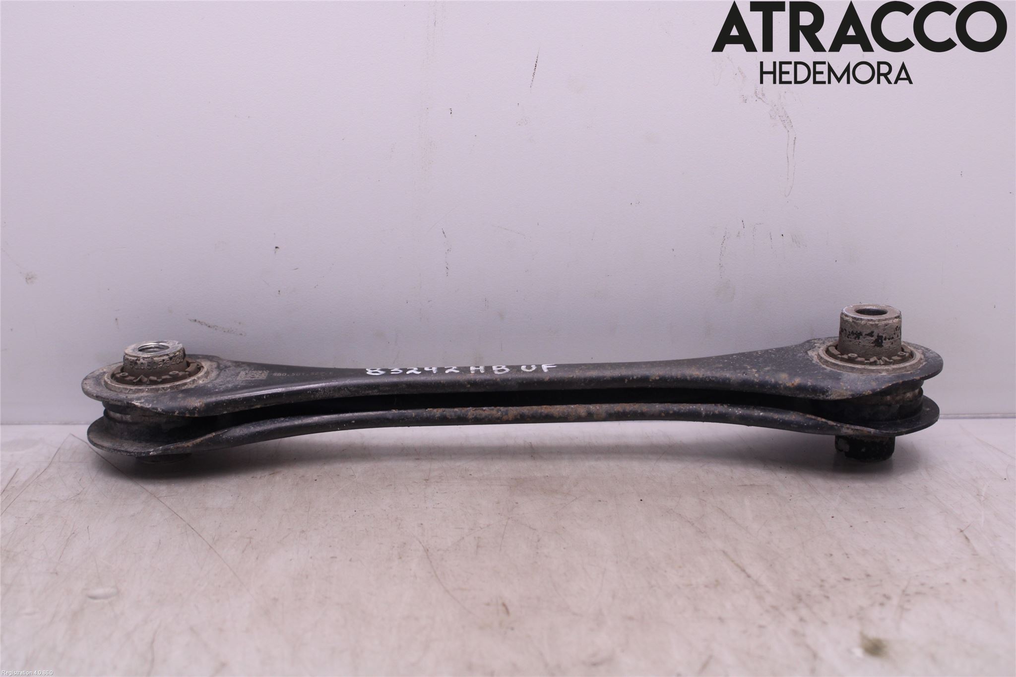 Volkswagen VW TIGUAN ALLSPACE 18- Bärarm Bak Höger