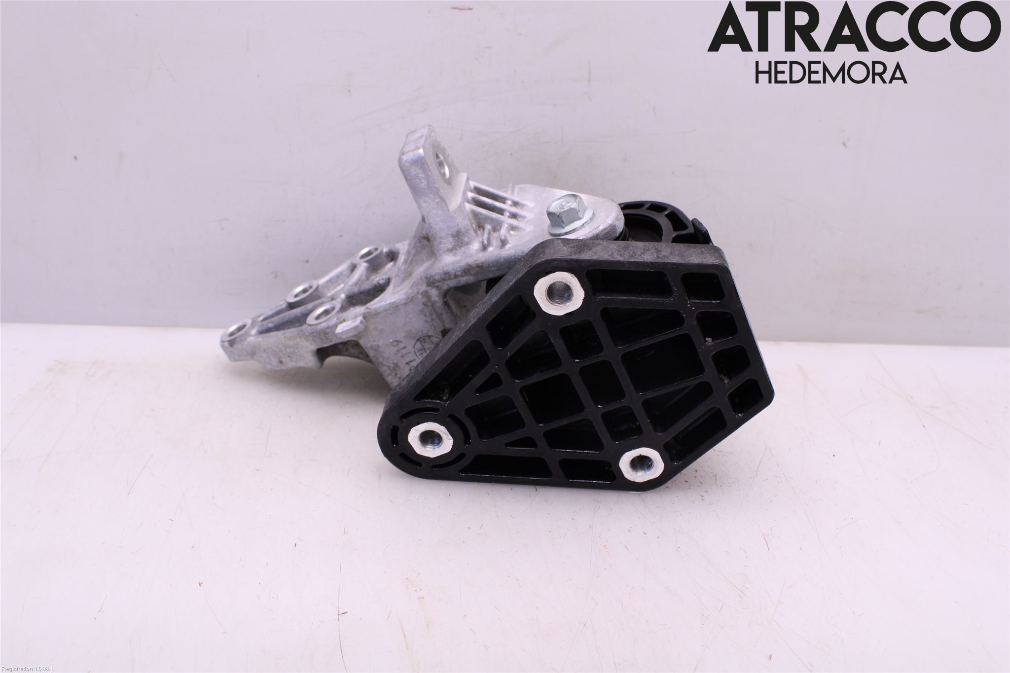 Hyundai IONIQ AE 17-22 Motorfäste