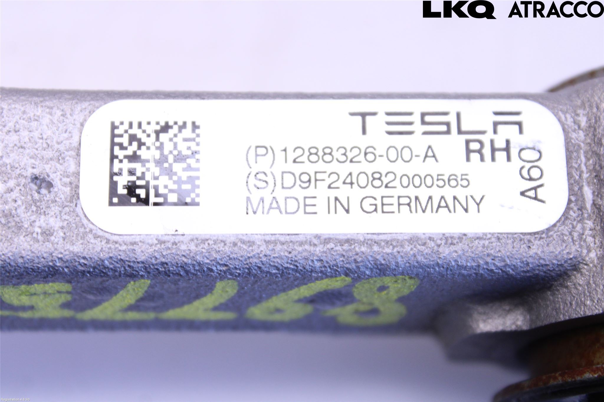 Tesla MODEL Y 21- Bärarm Fram Övre Hö