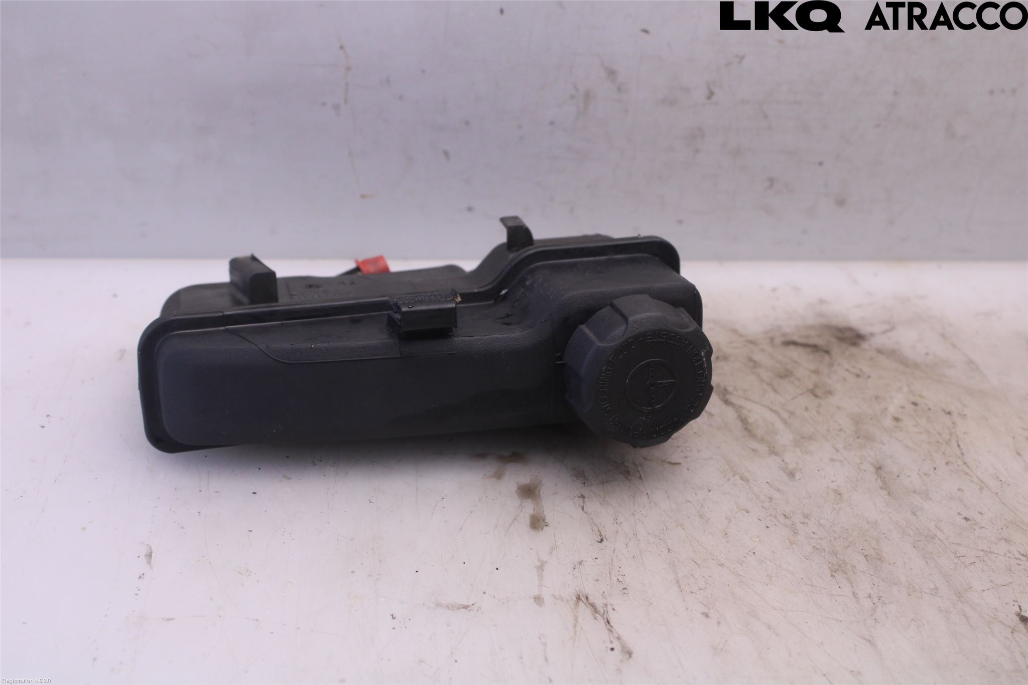 Volvo V70 05-08 Styrservooljebehållare