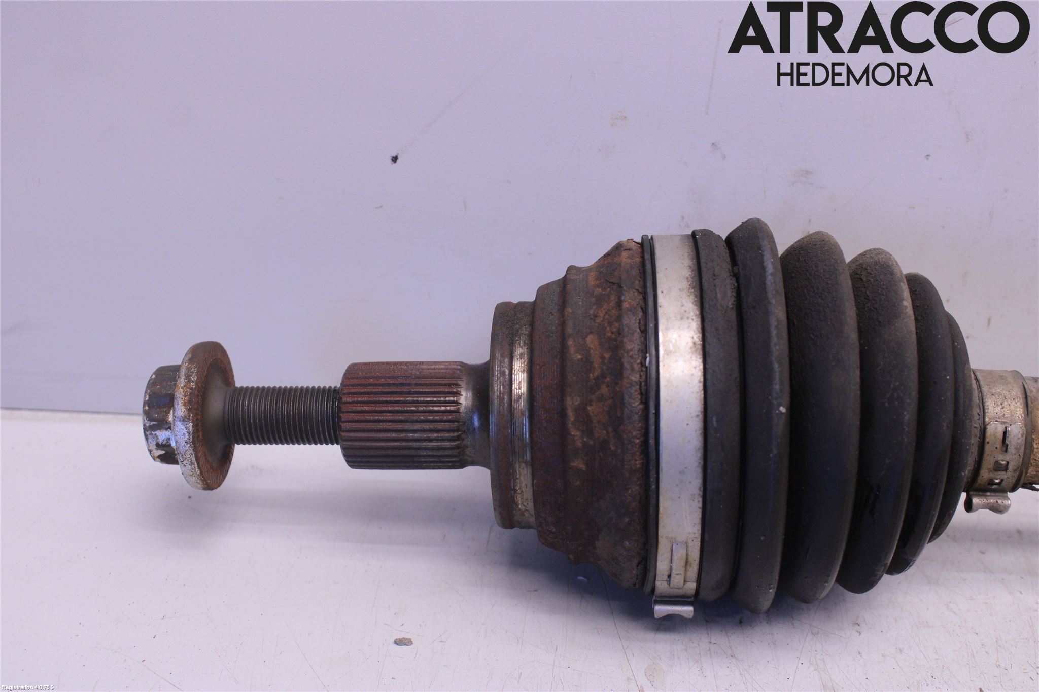 Audi TT/TTS 07-14 Drivaxel Bak Höger