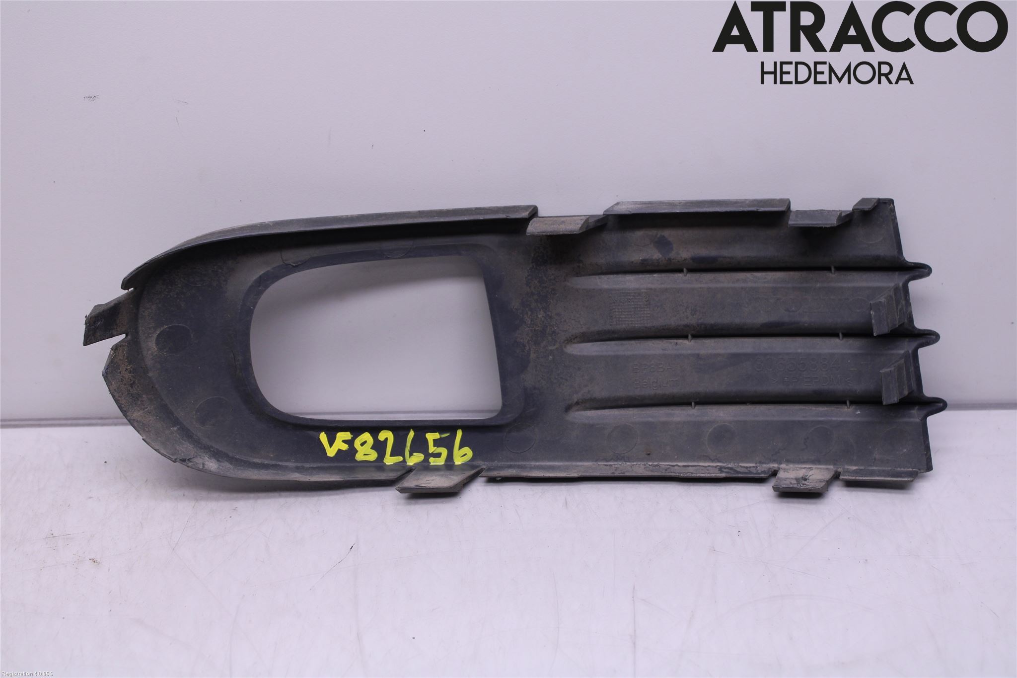 Volvo V50 04-07 Dimljussarg Fram