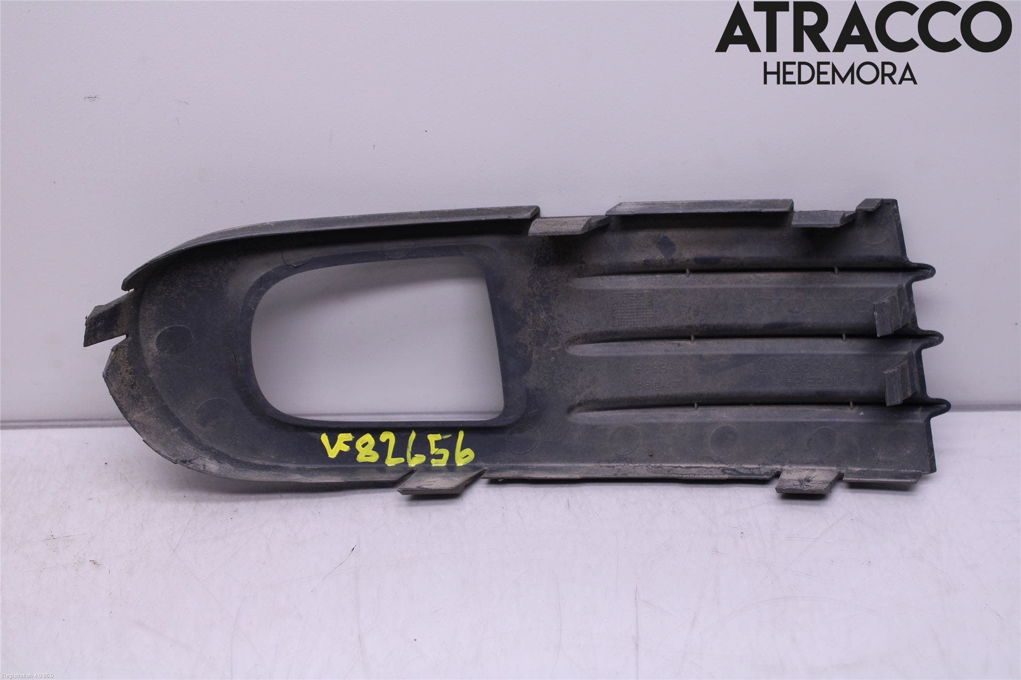 Volvo V50 04-07 Dimljussarg Fram