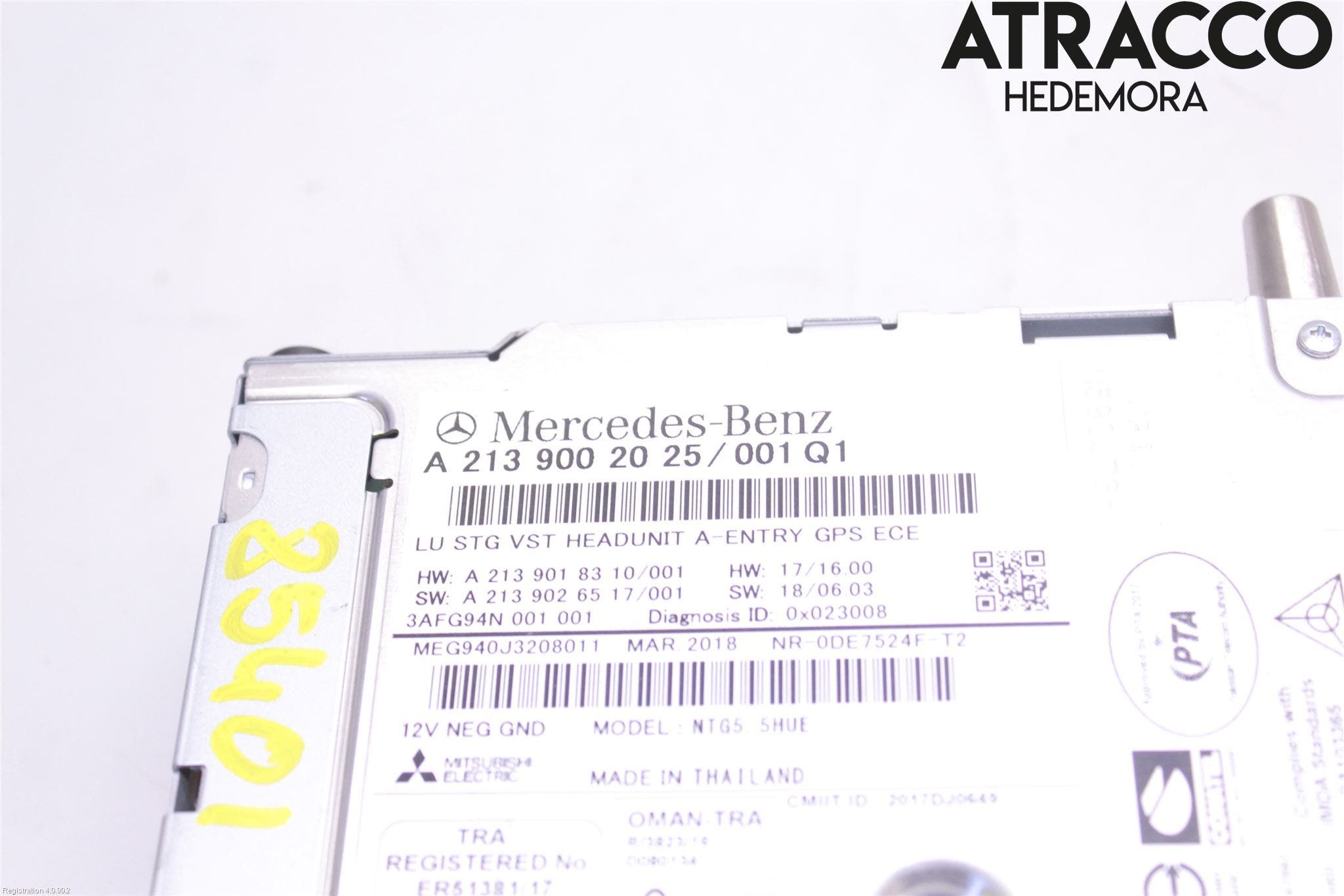 Mercedes-Benz MB C-KLASS (W205) 14-21 Cd Radio - Multimediapanel