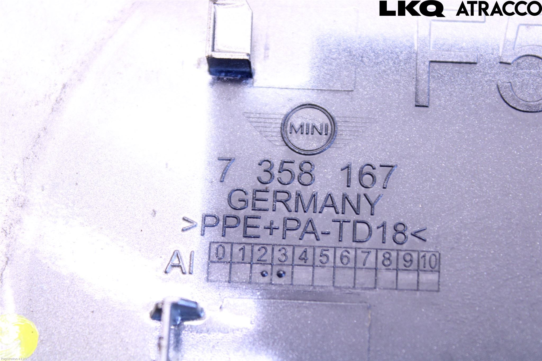 Mini CABRIO F57 16-24 Tanklucka
