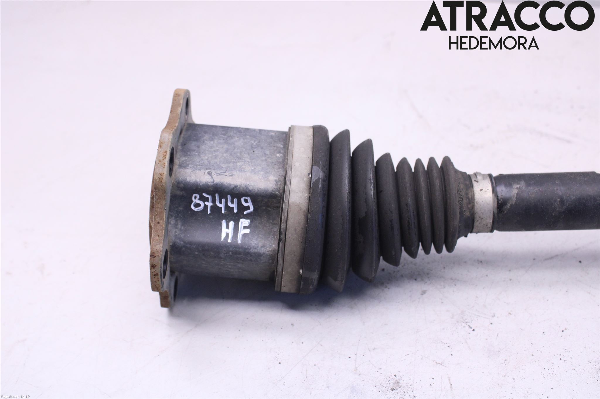 Audi A4/S4 B9 16-19 Drivaxel Fram Höger